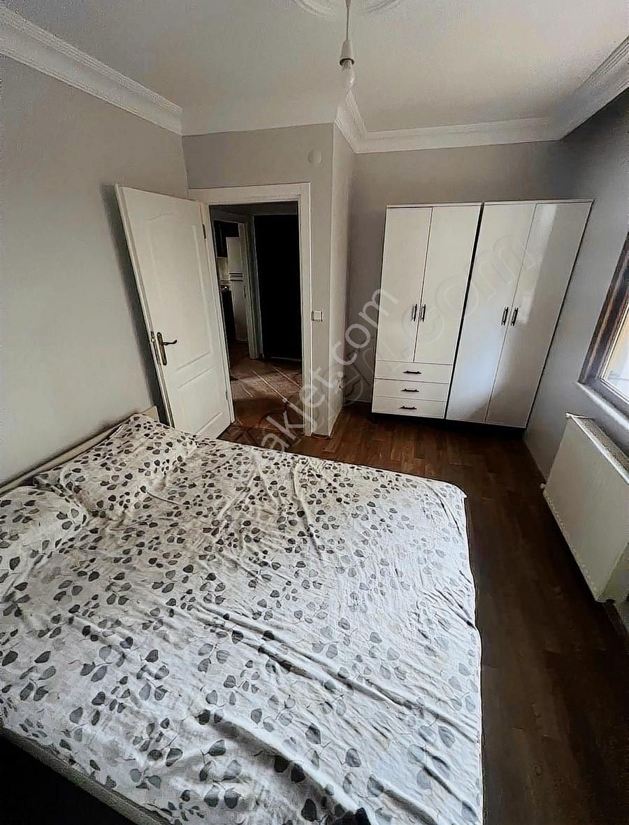 Ataşehir İçerenköy'de Site İçerisinde 1+1 Eşyalı Kiralık Daire