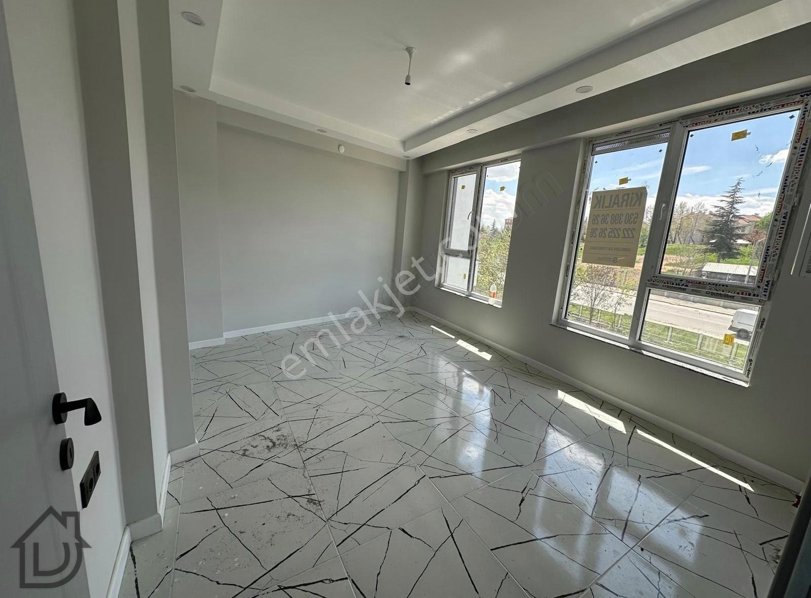 Sütlüce Mahallesi 2+0 Kiralık Daire