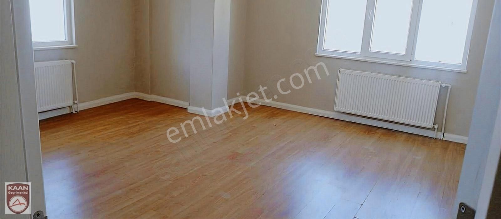Fesleğen Emek Caddesinde İçi Yenilenmiş Kiralık 3+1 Daire