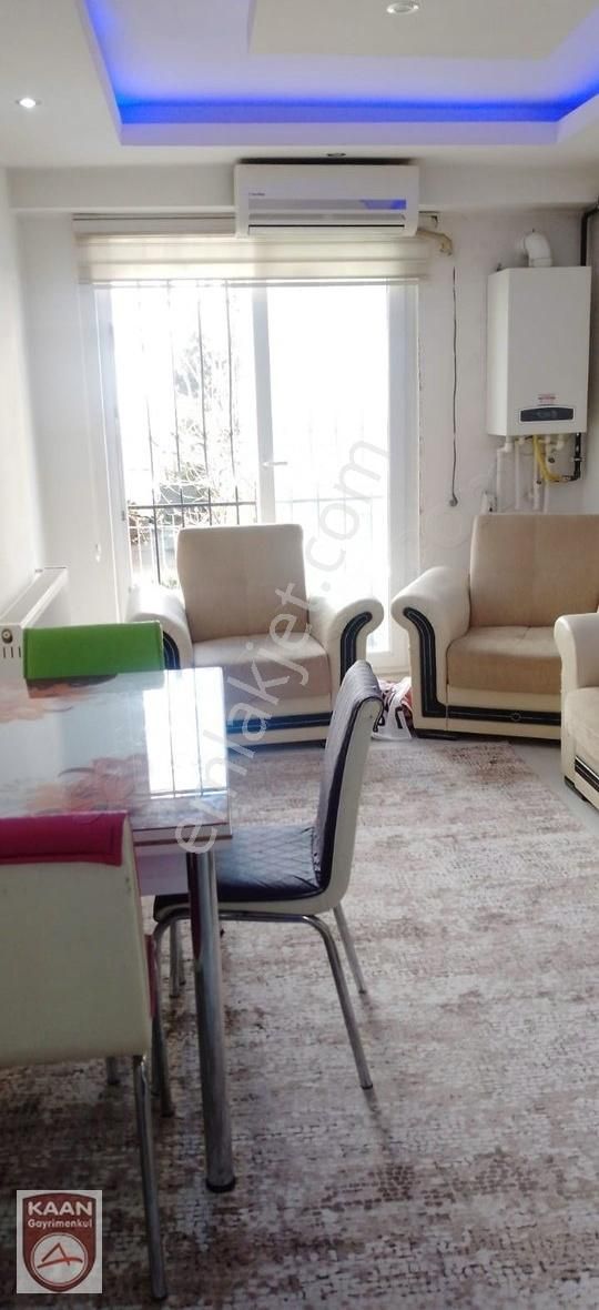 Kaan Emlaktan Fesleğende 2+1 65 Metre Kare Satılık Apart