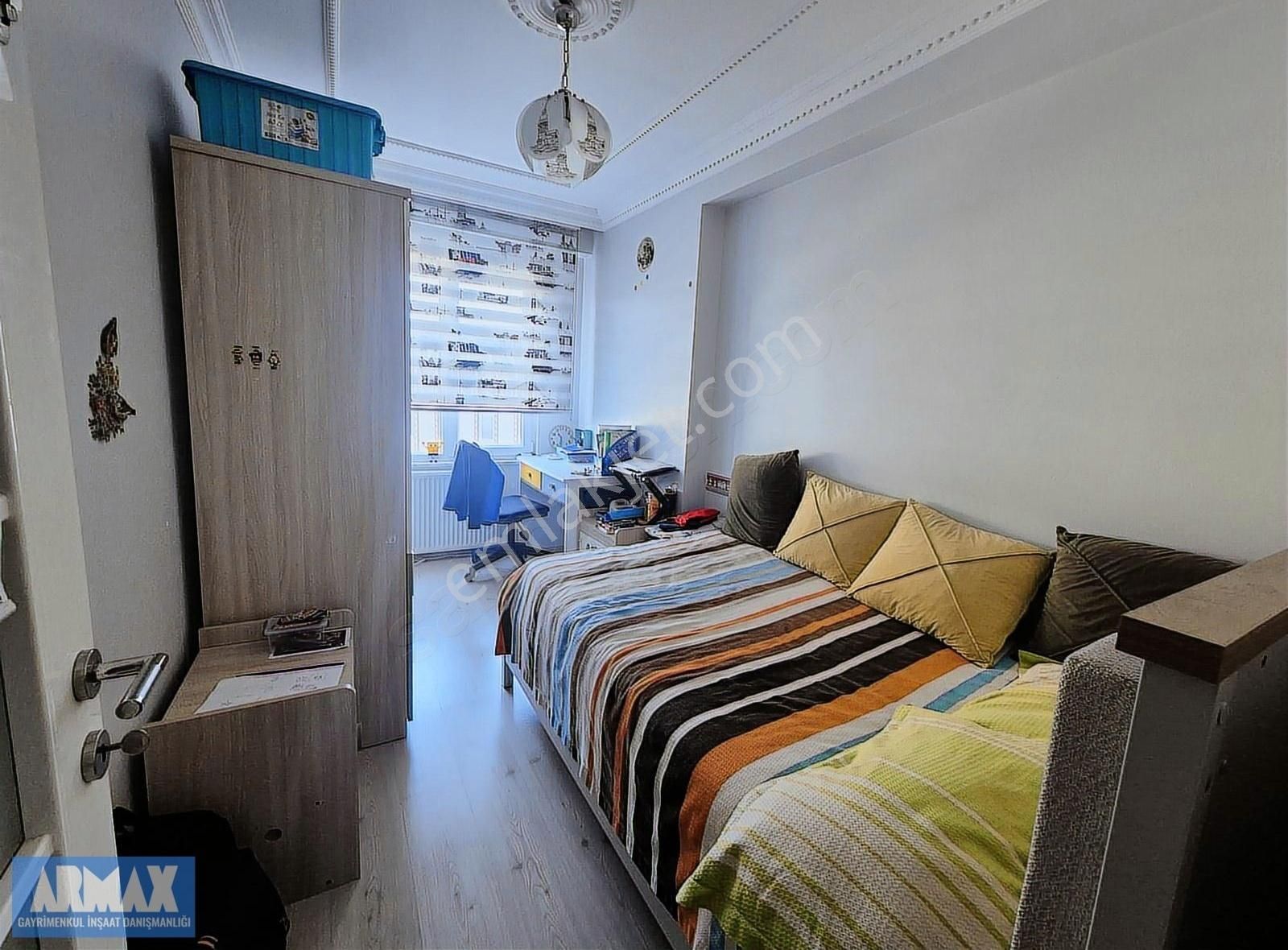 Armax'tan Beyzade Konaklarında Satılık 2+1 Kat 3 Daire