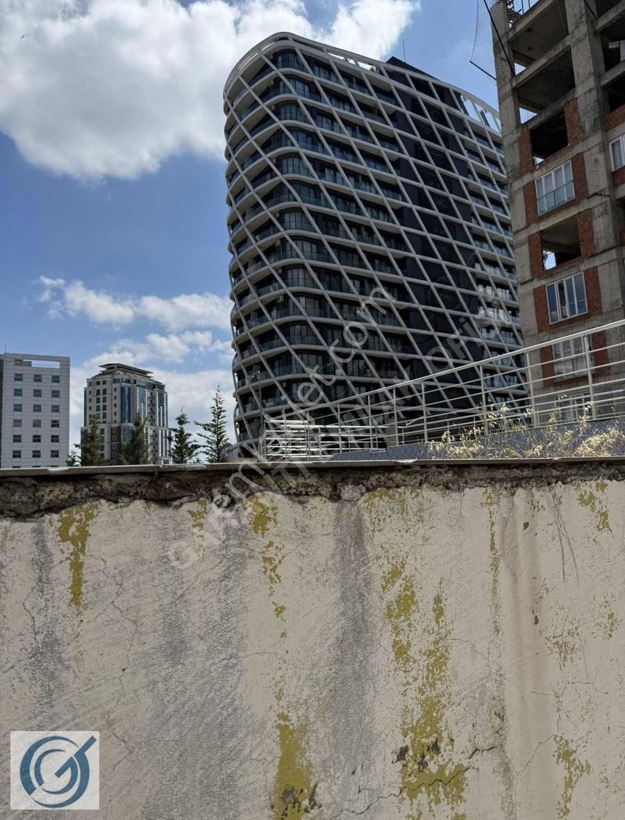 Garantiden Site İçinde Büyük 1+1