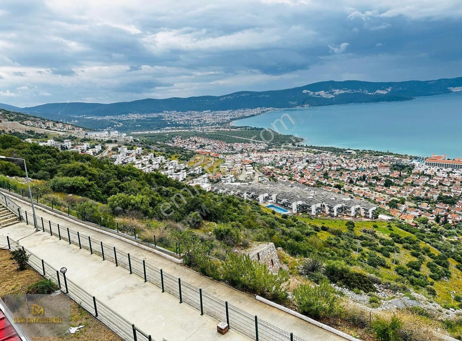 Akbükde Lebi Derya Deniz Manzarasına Sahip 1+1 Geniş Daire - Görsel 7