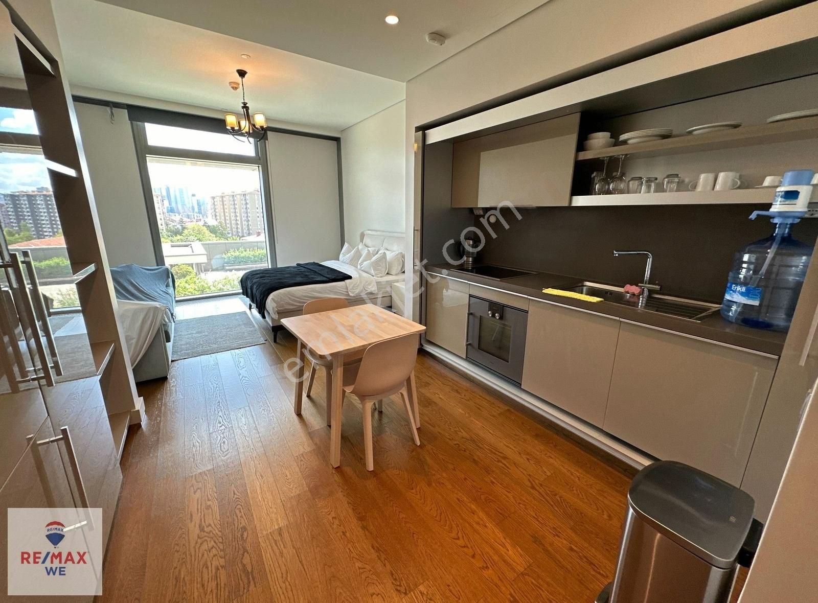 Remax We Emaar Square Satılık 1+0 Stüdyo Luxury House
