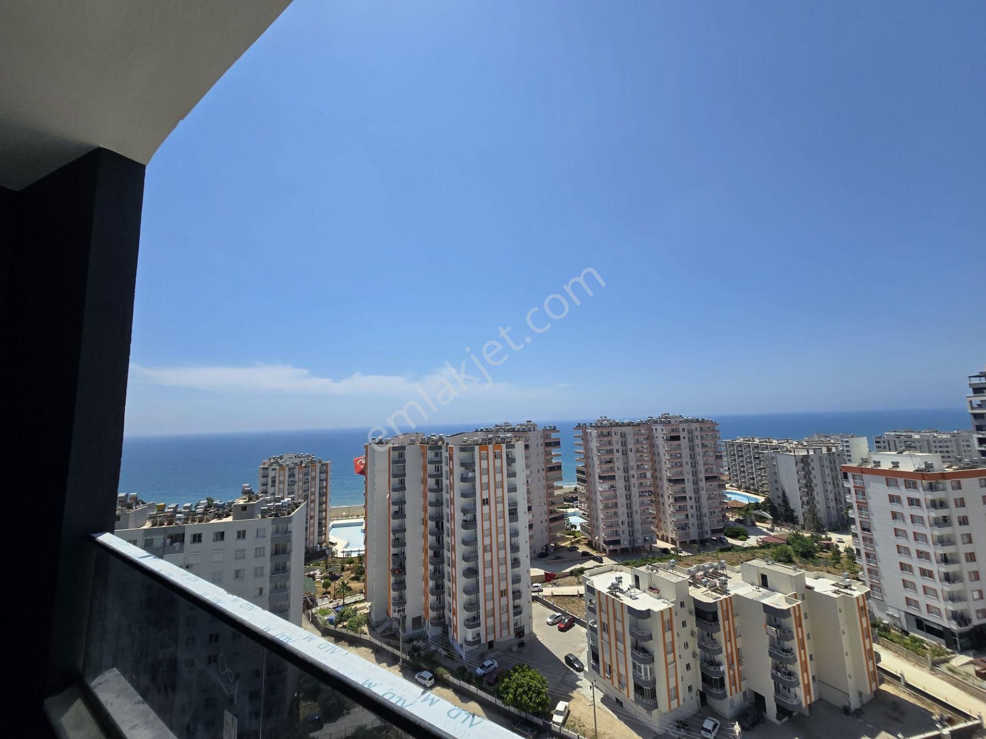 Tece Deniz Mah.de Havuzlu & Güvenlikli & Deniz Manz.lı 2+1 Daire