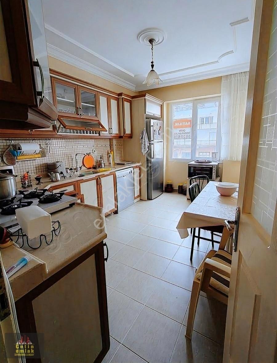 3+1kuşadası Davutlarda Daire Tam Merkezde.