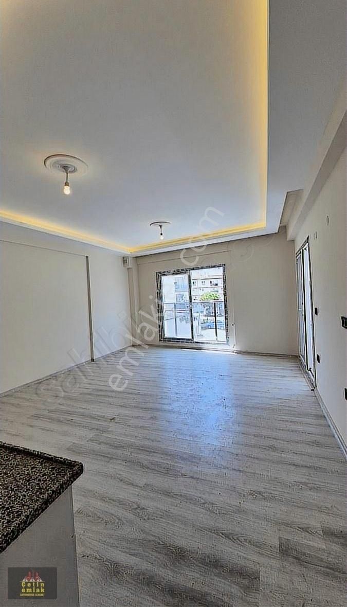 2+1kuşadası Davutlarda Tam Merkezde Lüks Daire