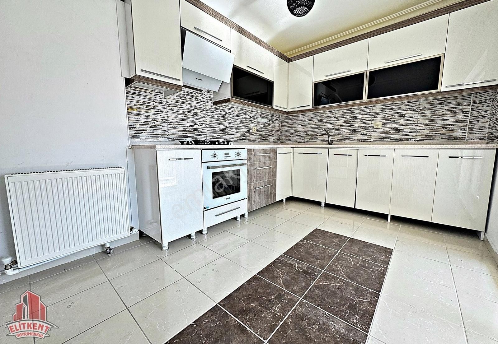 Yeni Bina 2+1 Geniş Balkon Ön Cephe Bol Güneşli Ebeveny Banyolu