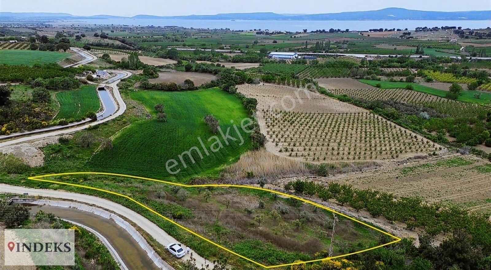 Çanakkale Yapıldak'ta Yola Cepheli Satılık Müstakil Parsel
