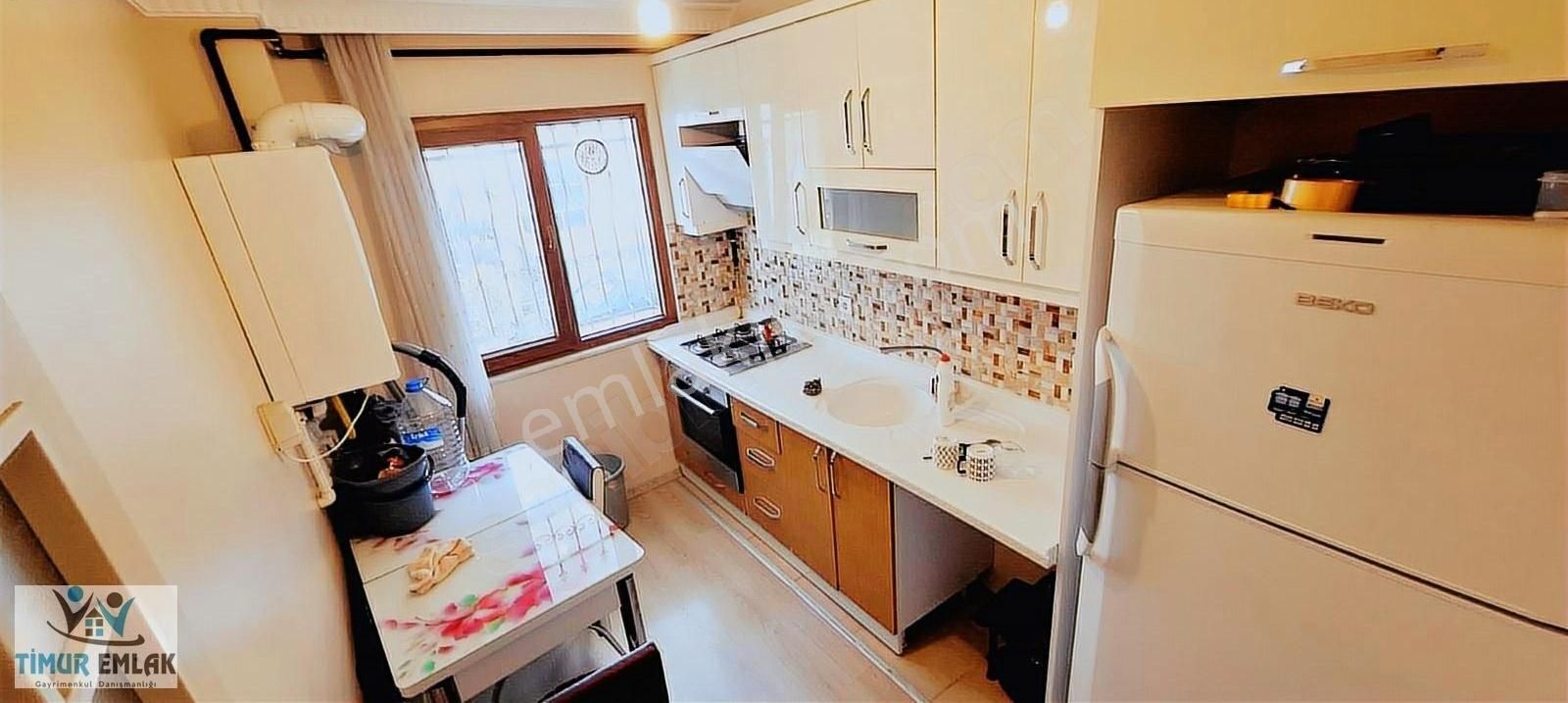Avcılar Cihangirde Satılık 2+1 Yüksek Giriş Daire