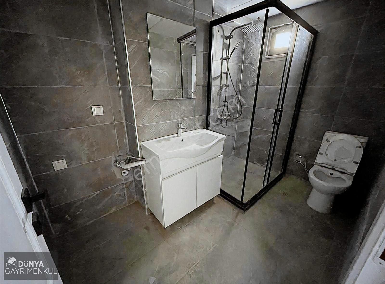 Laleli Cami Yanı Sıfır 2+1 Geniş Rezidans Kapalı Balkon Çift Wc