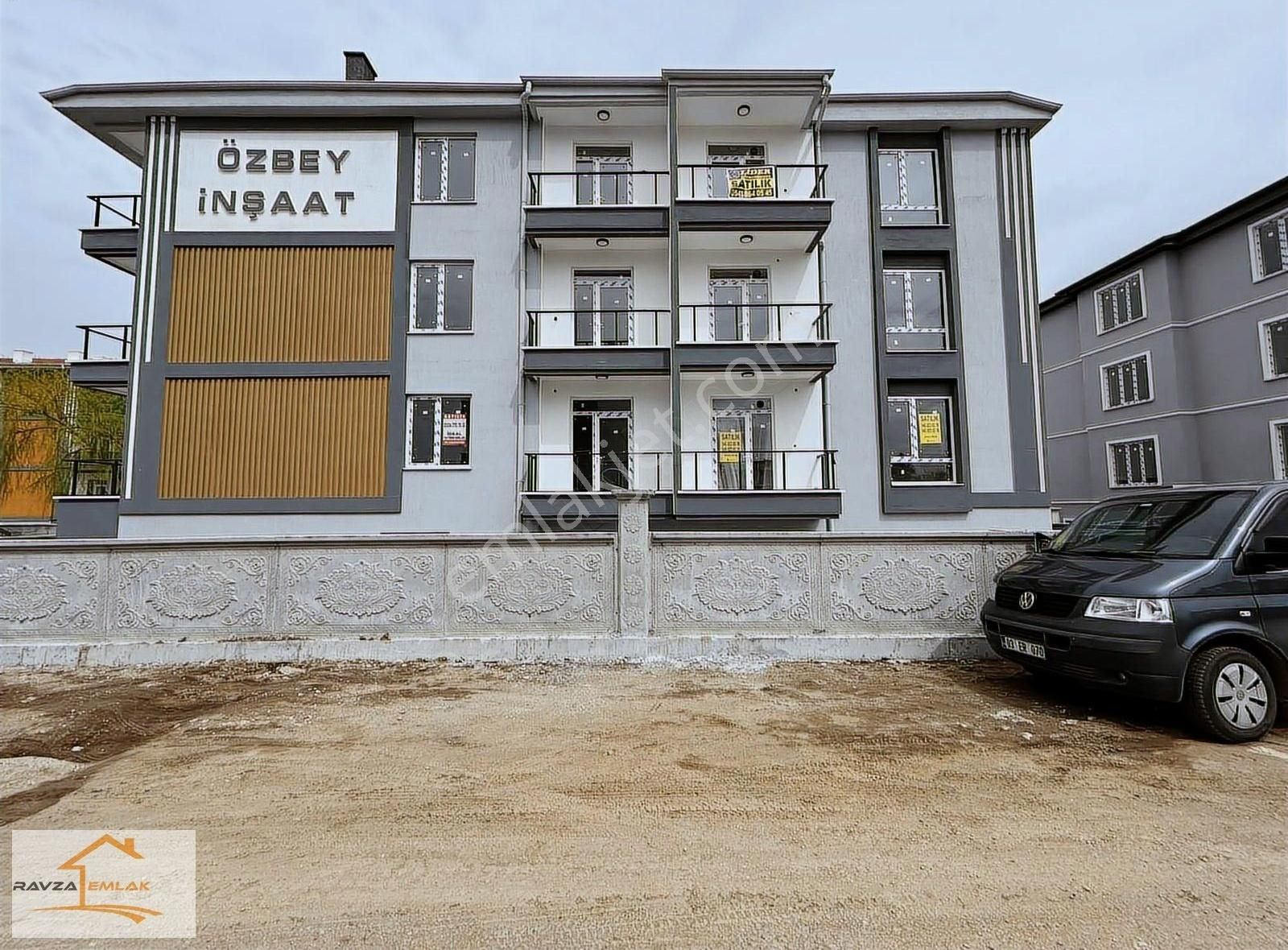 Ravza Emlaktan Özbey İnşaat Dan Ultra Lüks 2+1