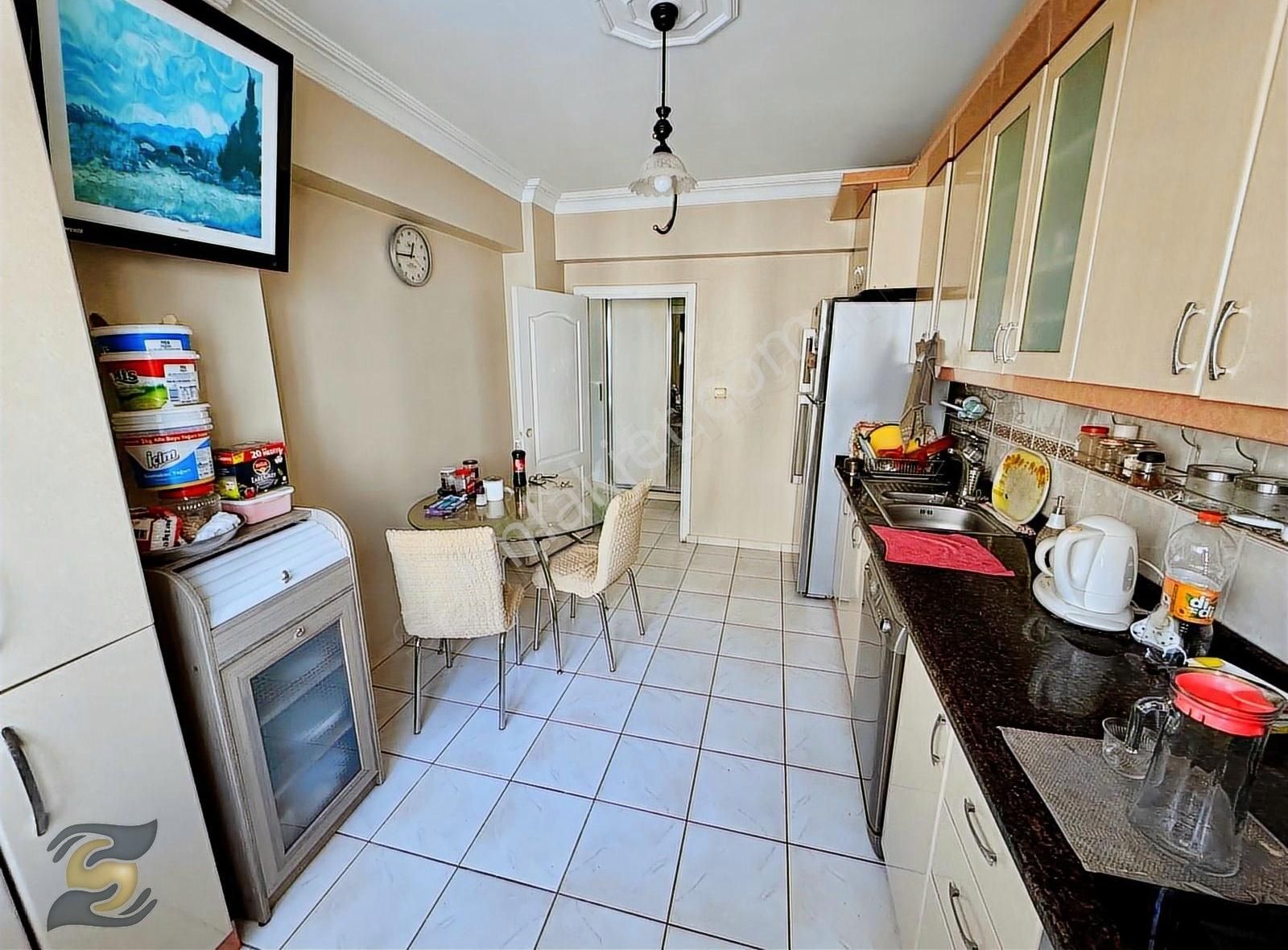 Gaziosmanpaşada Çok Merkezi Konumda Satılık Aydınlık 3+1 Daire!! - Görsel 20