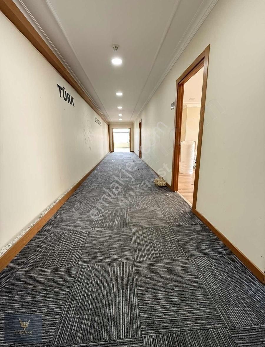 Pendik Orhangazi Mahallesinde Kiralık Katta Tek Ofis Katı