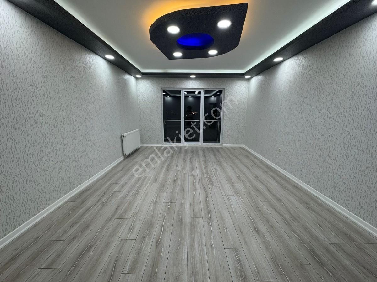 Fatih Gökçek Mah 3+1 Full Yapılı Asansörlü E.banyolu Yeni Bina
