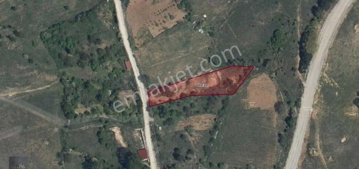 Karabük Merkez Kadıköyde Yol Kenarı Satılık Bahçe
