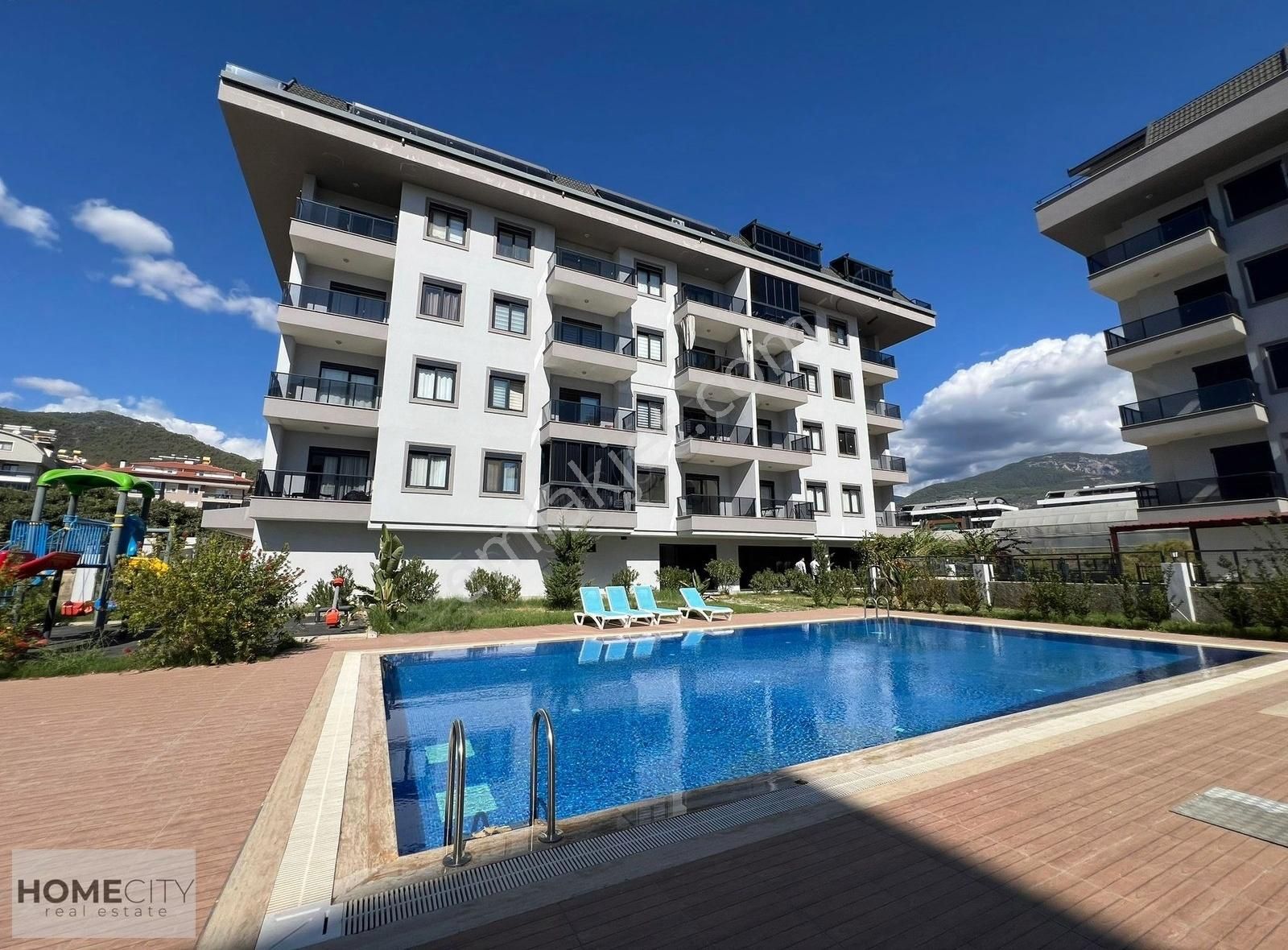 Alanya Oba 4+1 220m2 Şehir Doğa Manzaralı,otopark,havuz,fitnesss