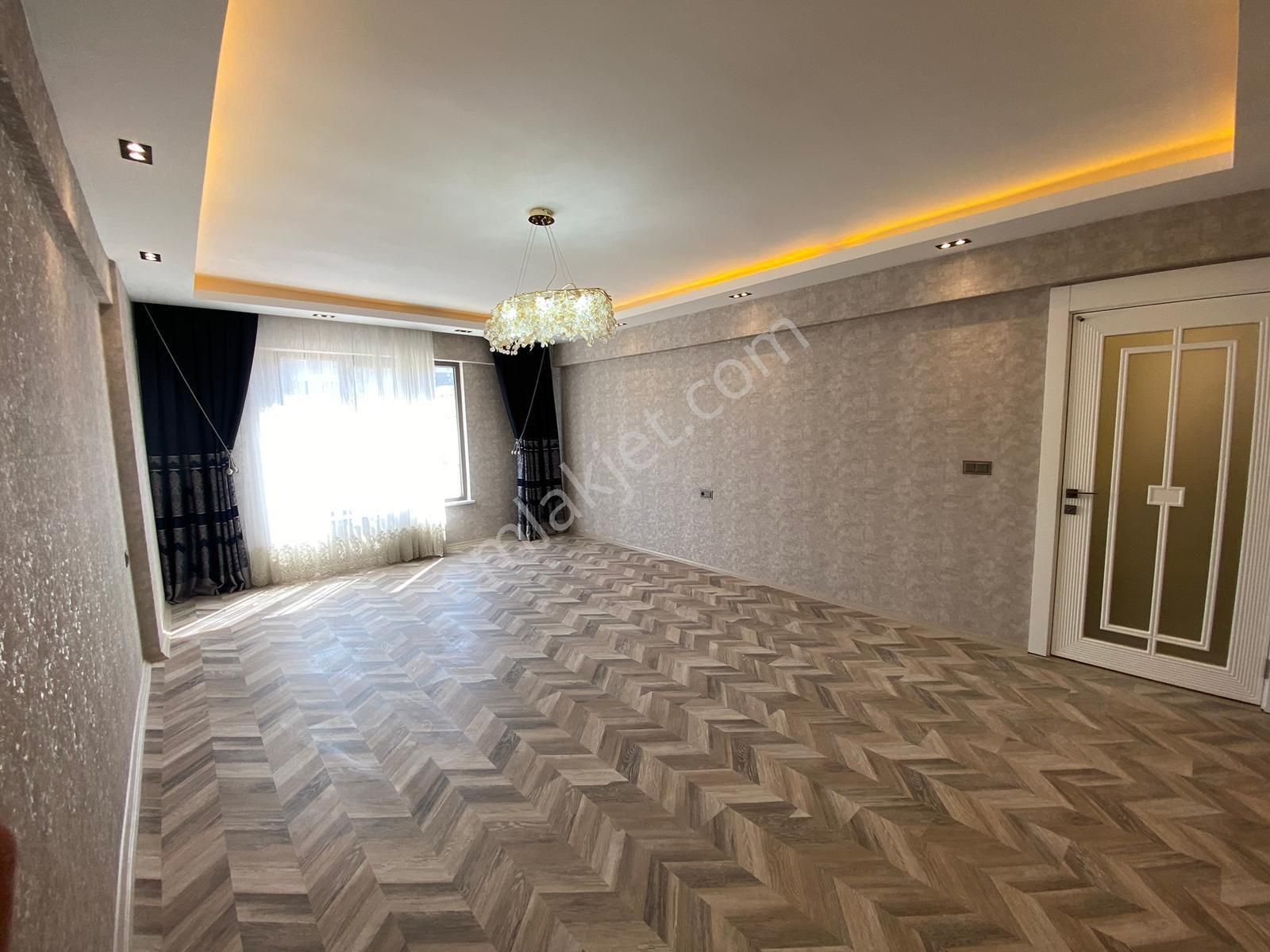 Göktürkte Ana Cadde Üzeri Satılık Şahane 3+1 Daire - Görsel 8