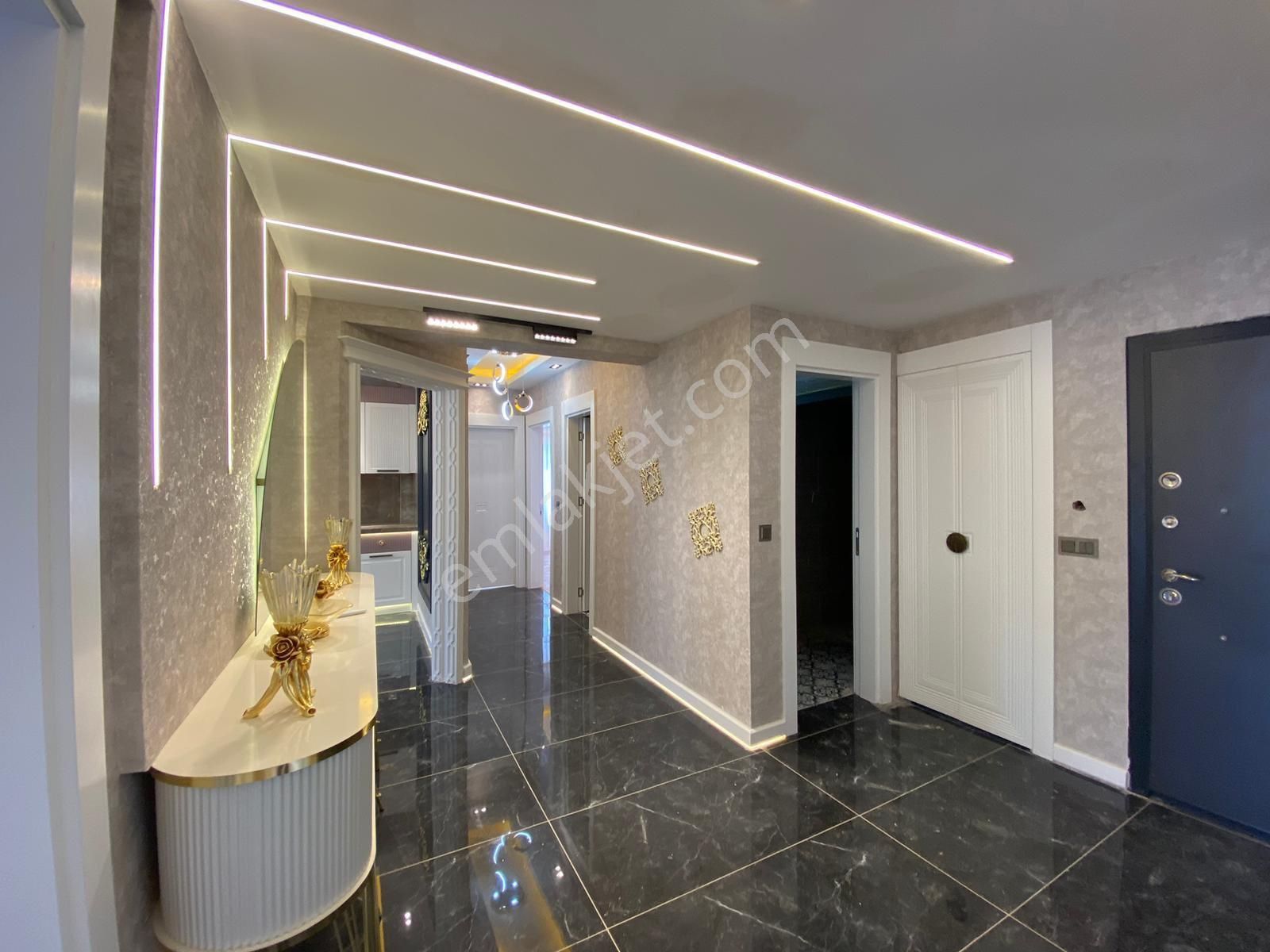 Göktürkte Ana Cadde Üzeri Satılık Şahane 3+1 Daire - Görsel 14