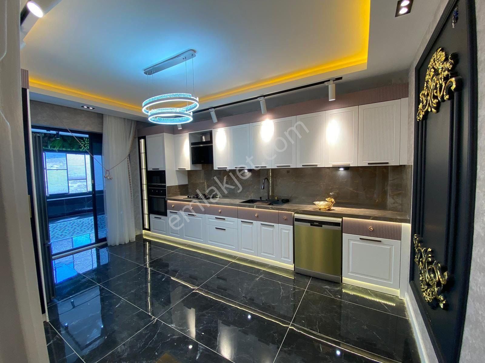 Göktürkte Ana Cadde Üzeri Satılık Şahane 3+1 Daire - Görsel 15