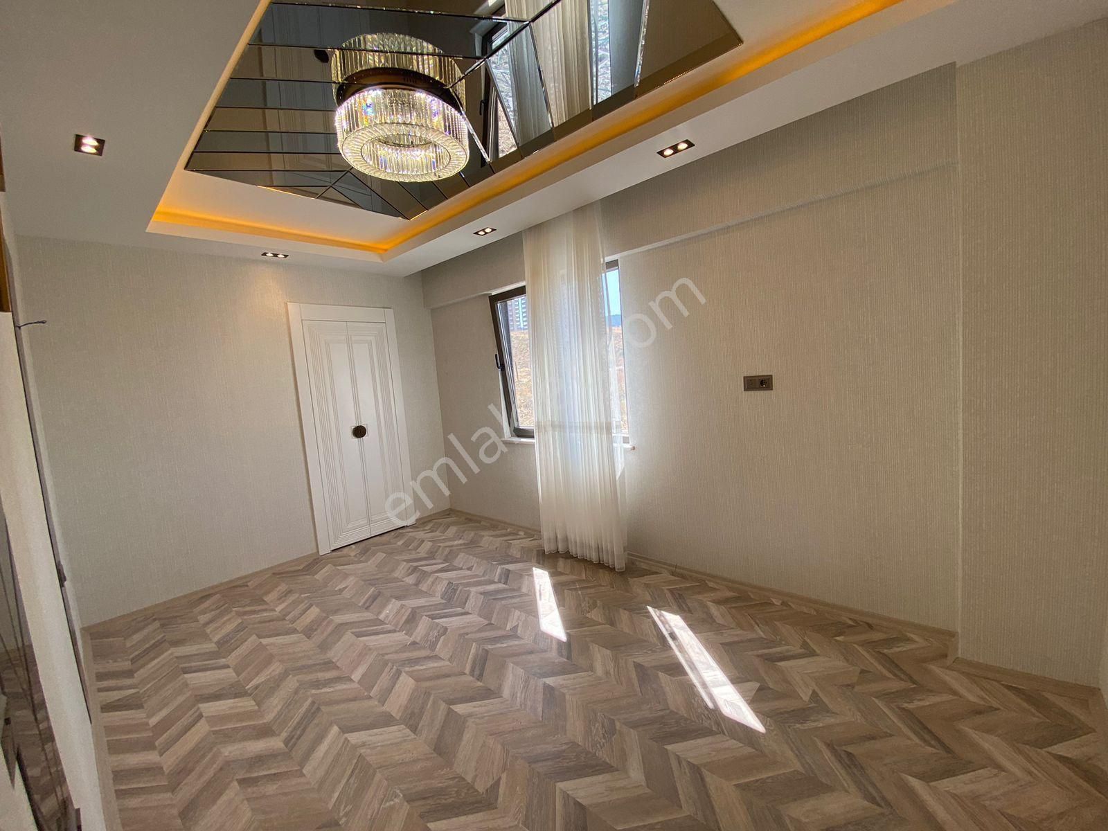 Göktürkte Ana Cadde Üzeri Satılık Şahane 3+1 Daire - Görsel 27