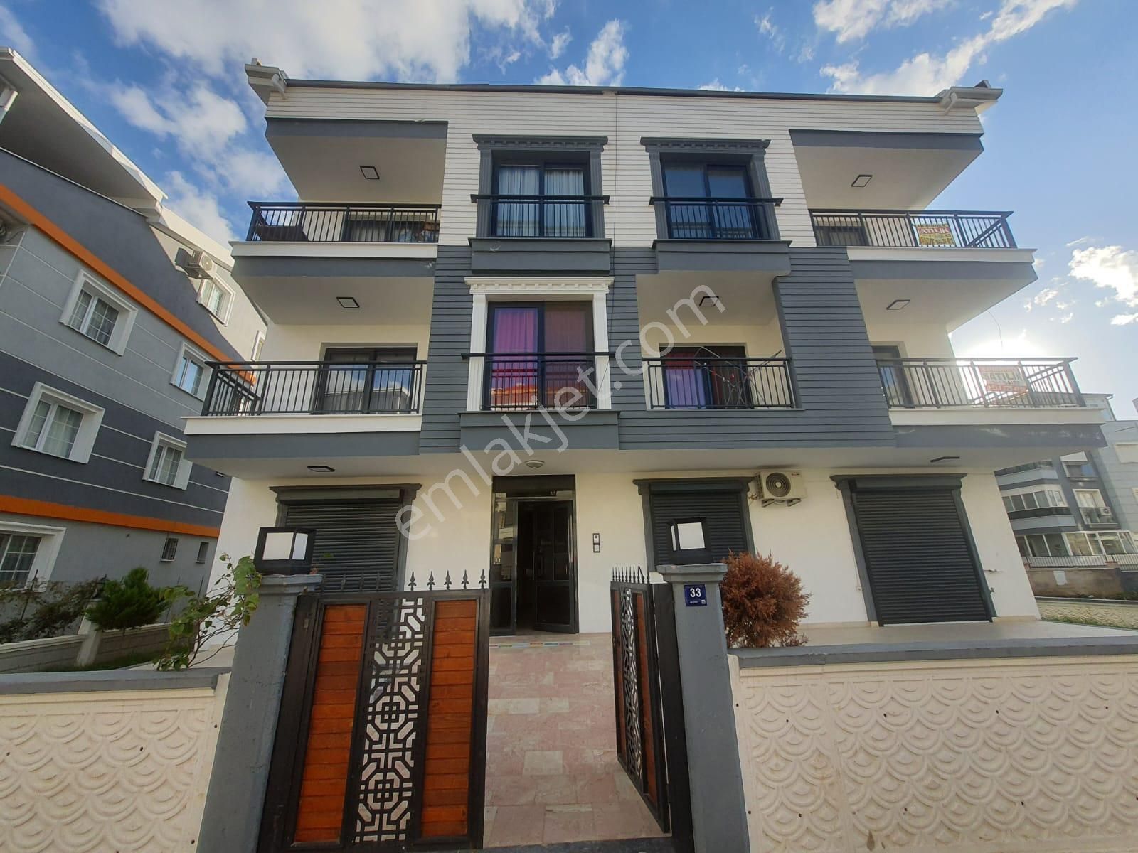 Aydın Didim Efeler Mahallesinde Satılık 1+1 Asansörlü Daire