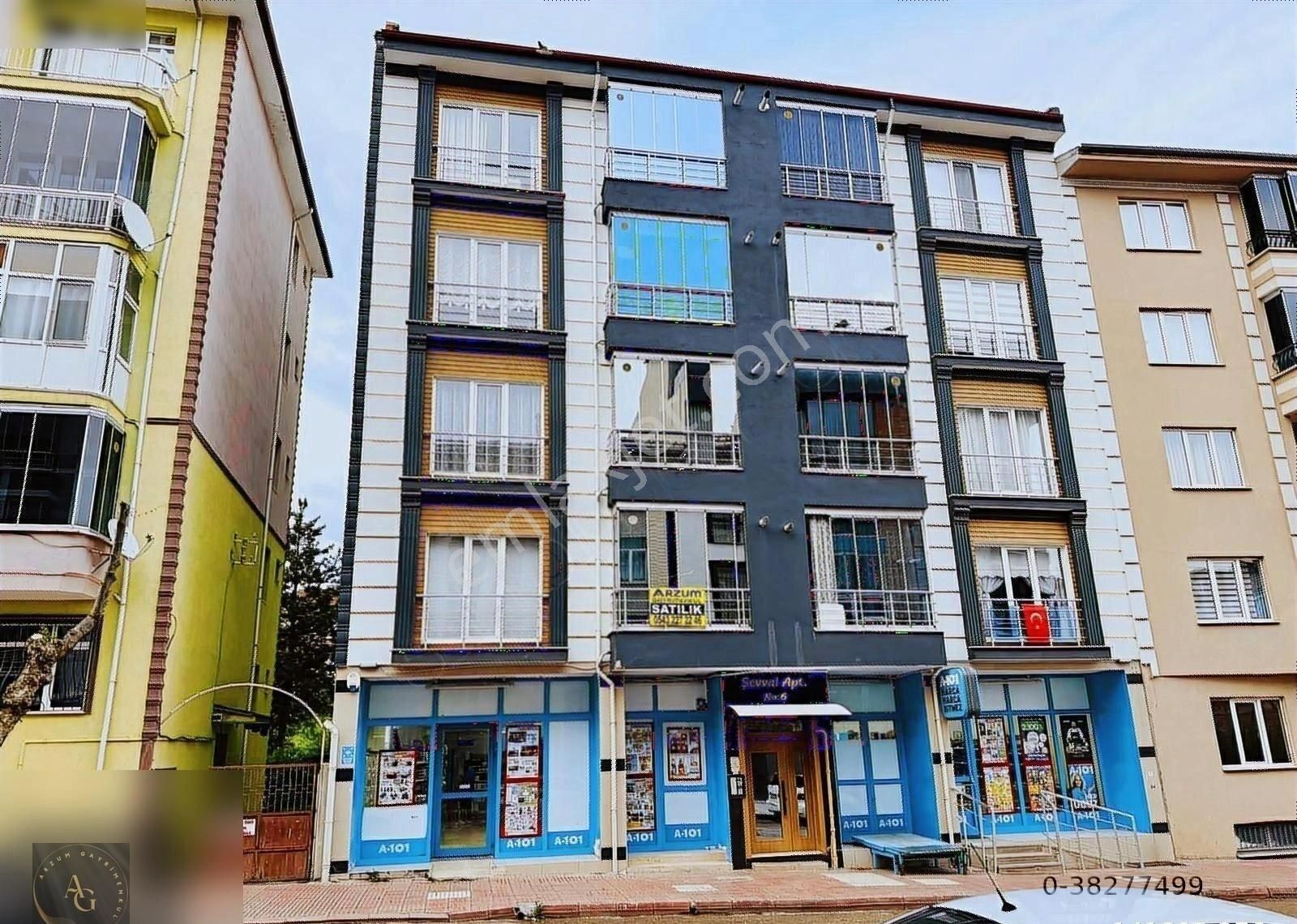 Sofular Mahallesinde Lise Caddesinde Fırsat 3+1 Teraslı Daire