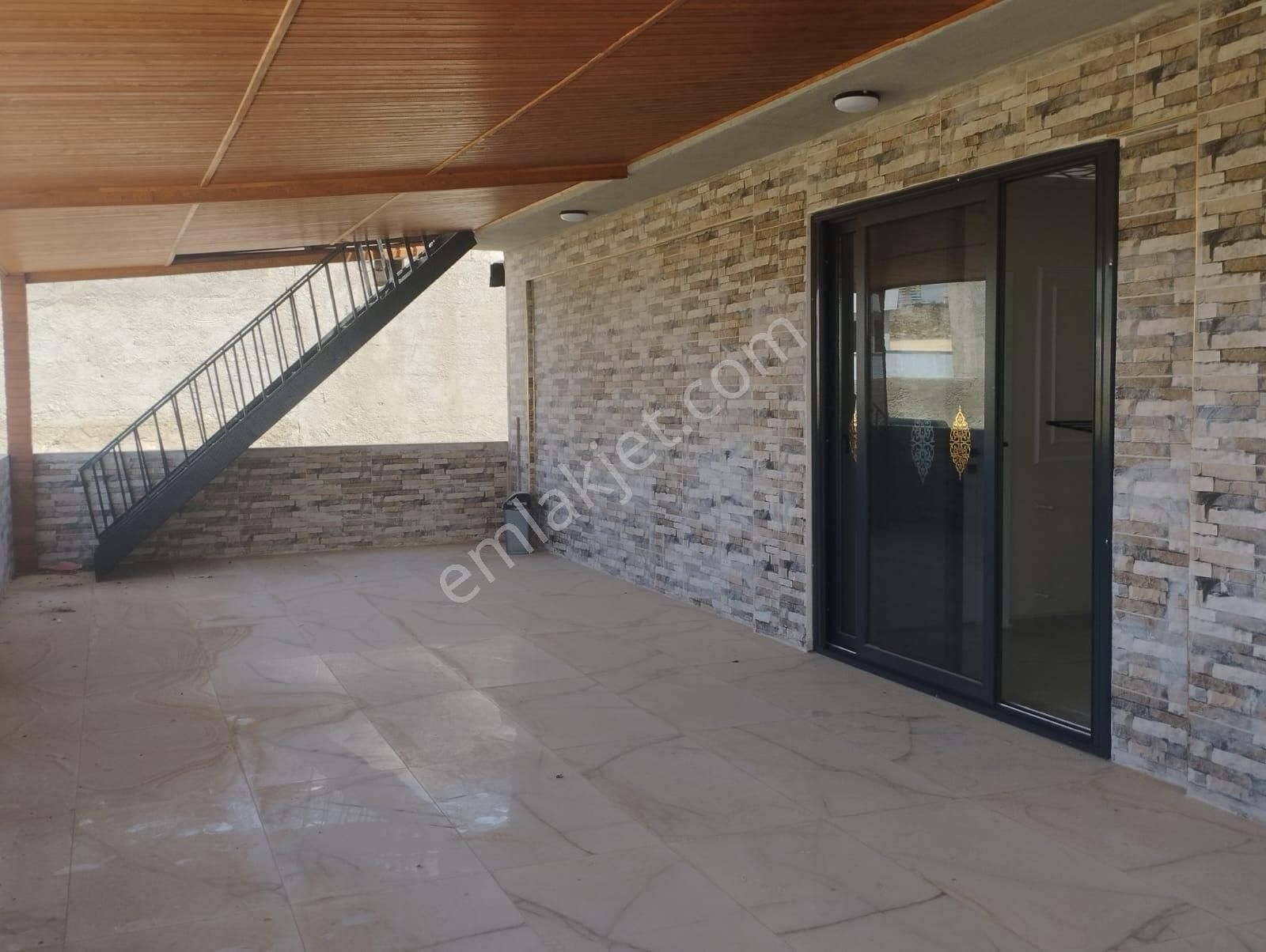 World İlkevim'den Şehir Hastanesi Yakını Satılık Müstakil Ev