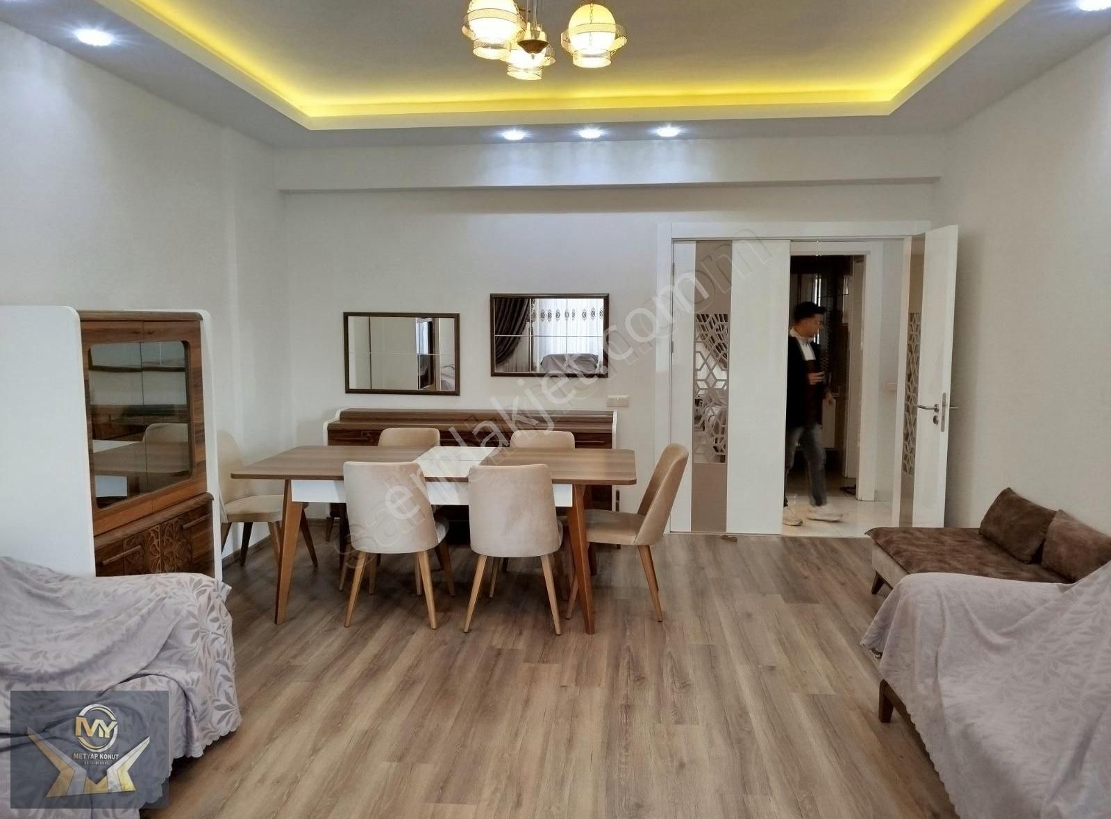 Karataş Şahintepe Mah,safir Konakları 3+1 Daire