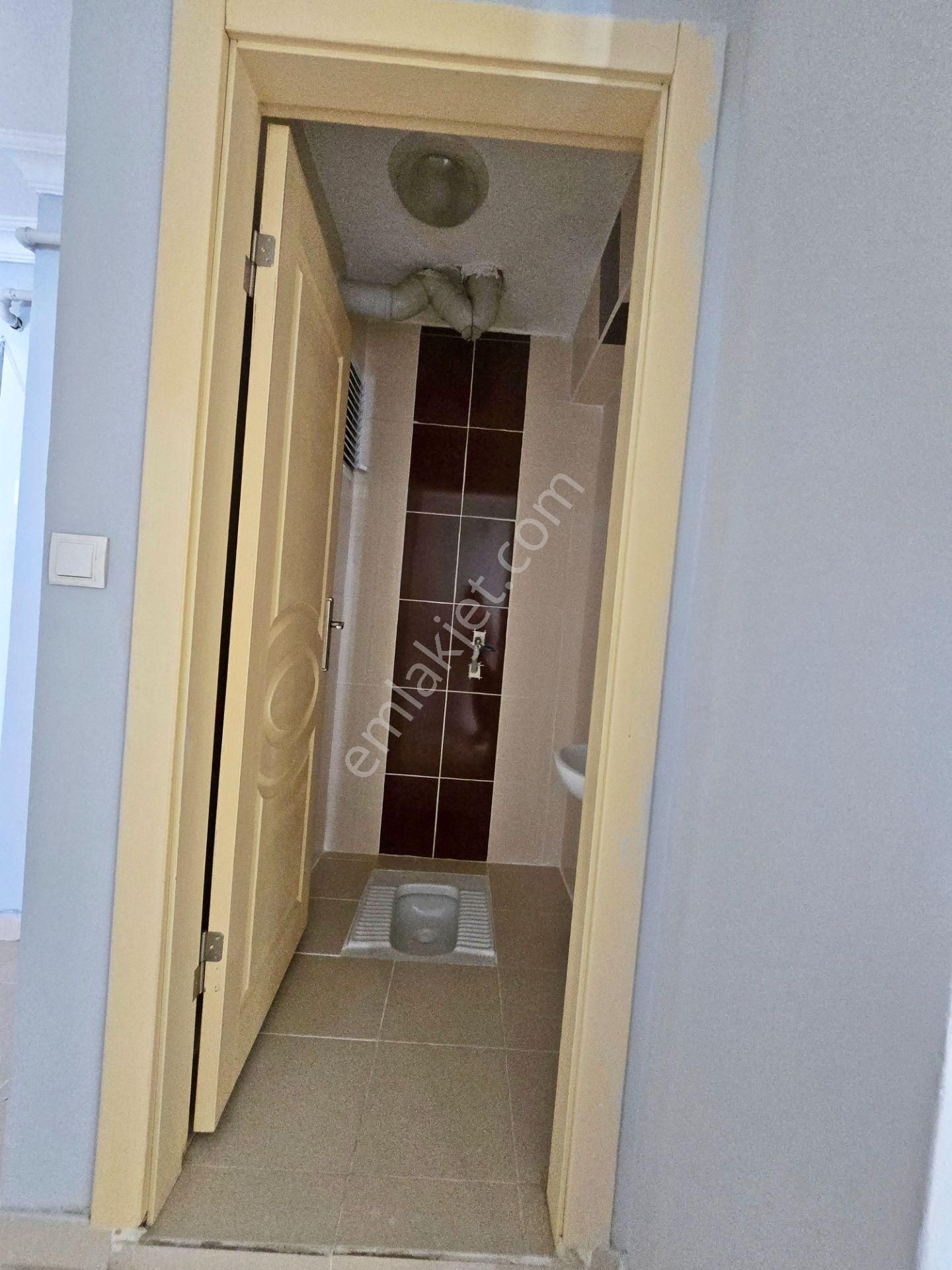 Htc'den Sincan Yenikent'te Merkezin Göbeğin'de Çarşı*pazar*avm 2 Dk* 3+1 Kiralık.!