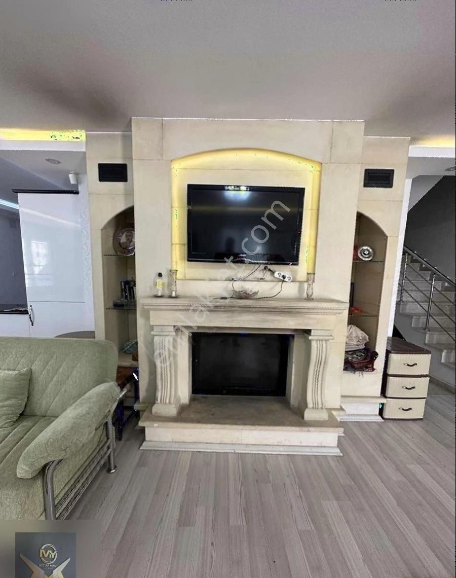 Metyap Konut'tan Havaalanı Yolu Üzeri 1.100 M2 Alanlı Lüx Villa