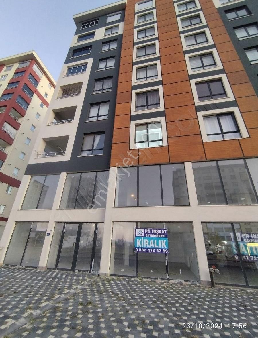 Pn İnş.gayrimenkulden Serkentte Kiralık Dükkan