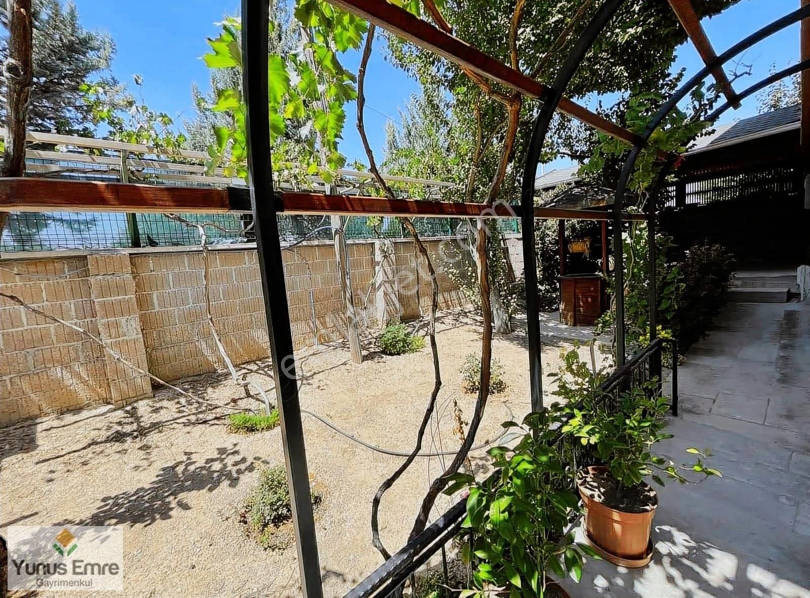 Erenköy'de 2,5 Katlı Asansörlü Müstakil Ev - Görsel 28