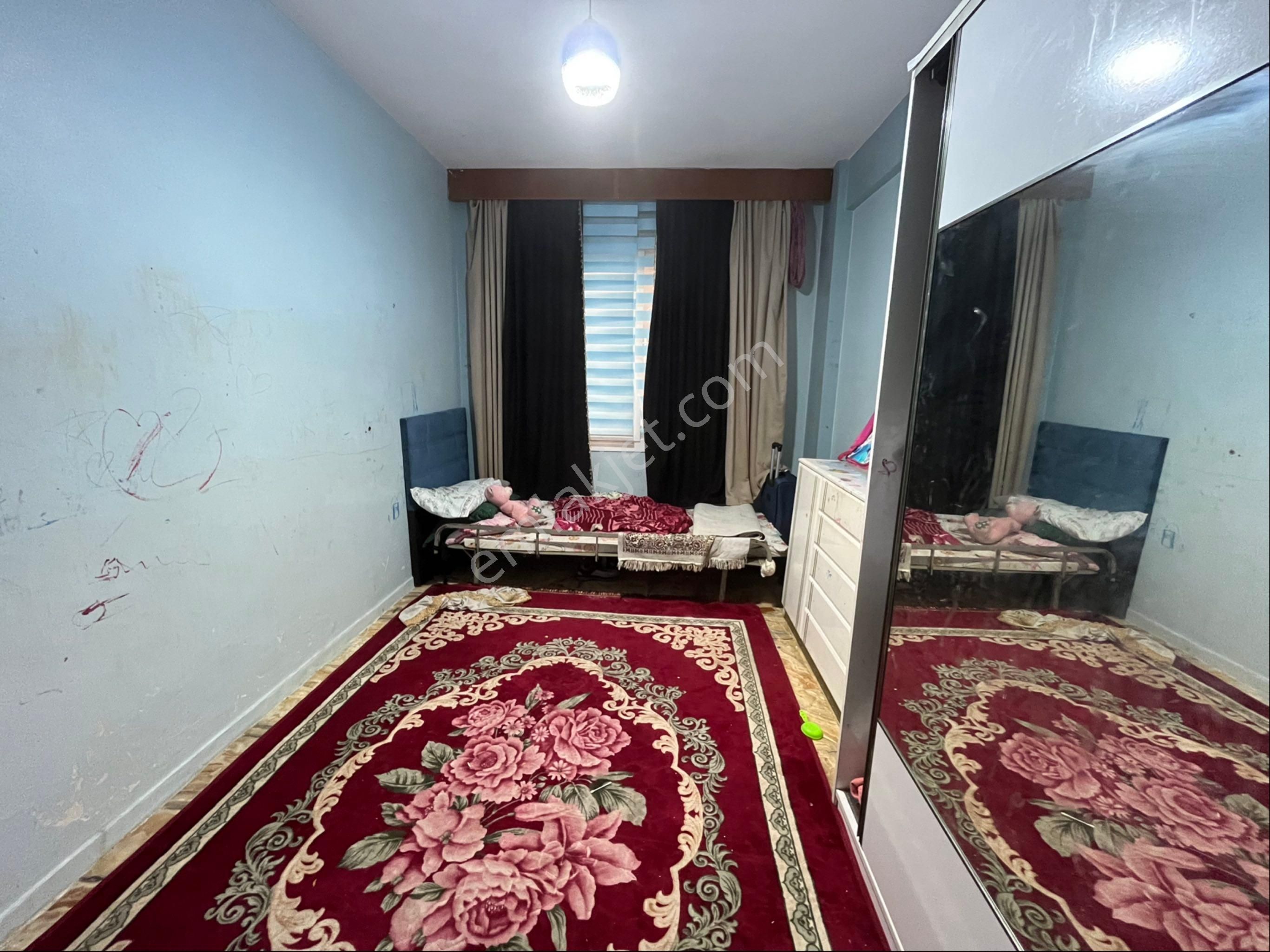 Mersin Yenişehir Palmiye De Satılık 4+1 Odalı Daire
