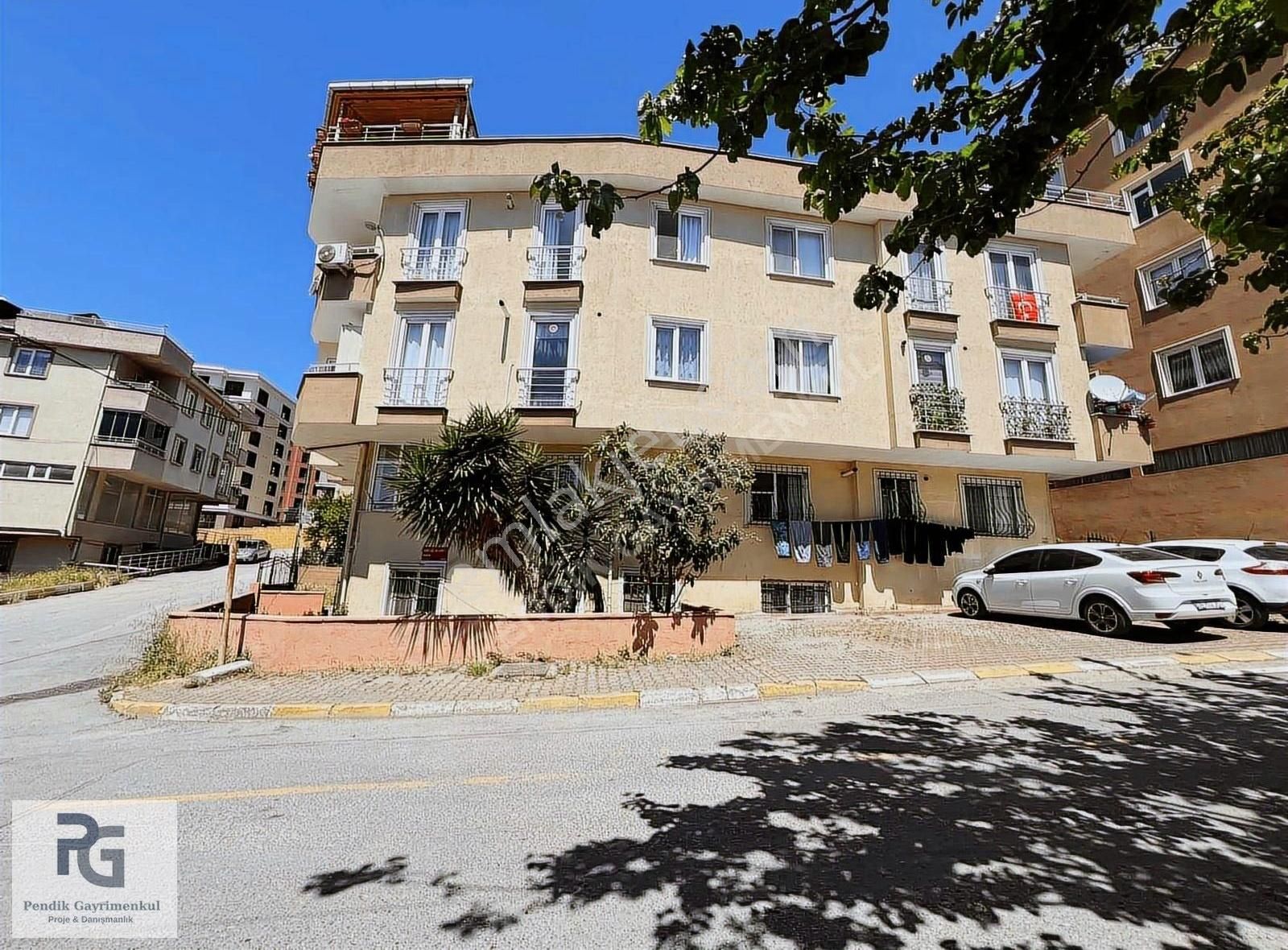 Pendik Dumlupınar Mahallesinde Nezih Mahallede 2+1 Kiralik Daire