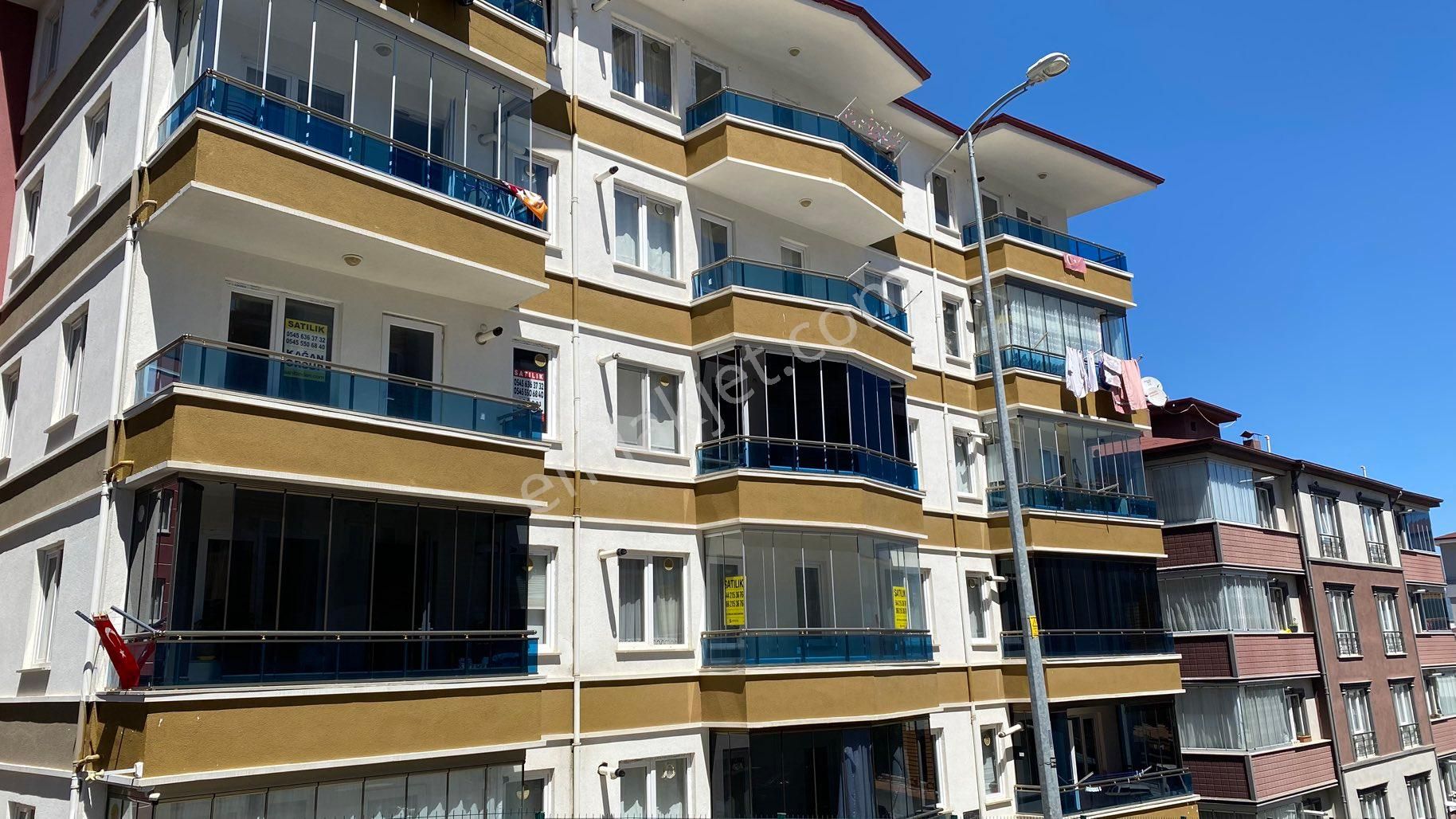 Ara Katta Eşyalı Satılık, 2+1 90 M2