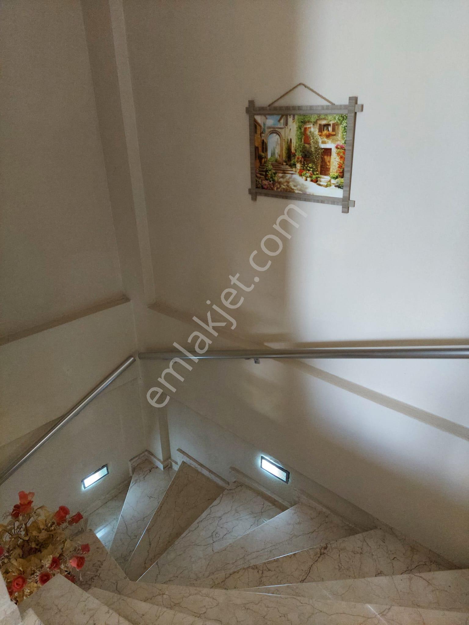 Alaçatı'da Sezonluk Kiralık Dubleks Villa - Görsel 15