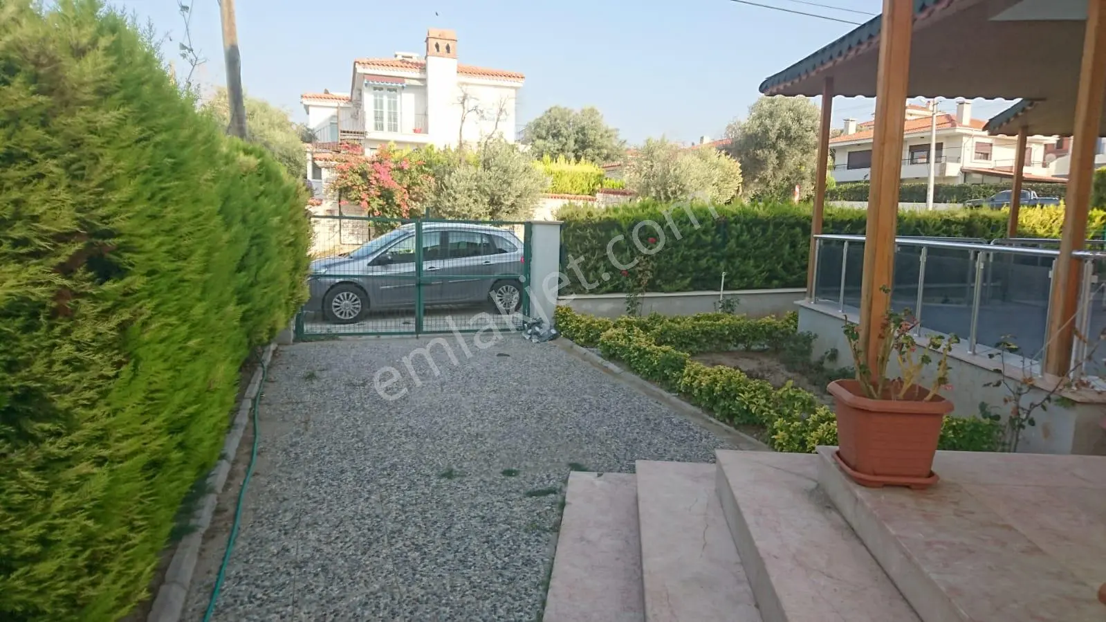 Alaçatı'da Sezonluk Kiralık Dubleks Villa - Görsel 2