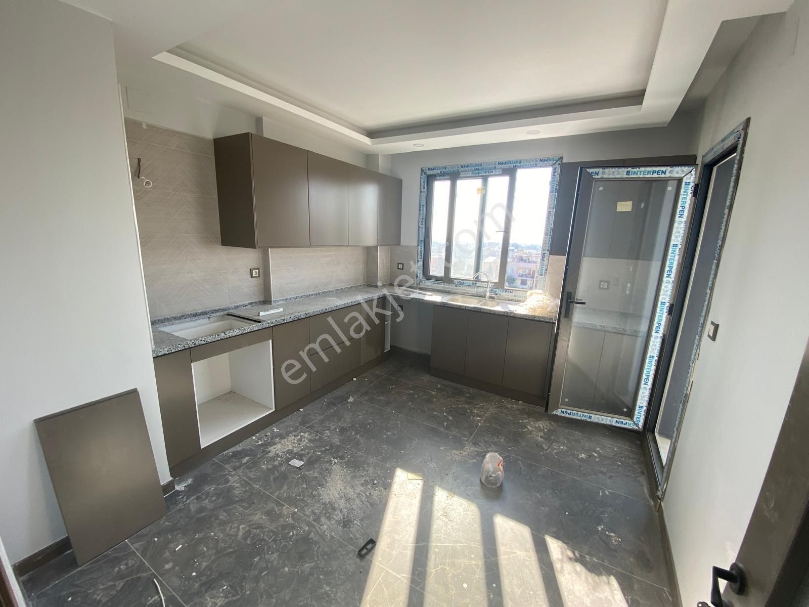 Sarıçam Gültepe Çatalan Cadde Üzerinde 2+1 Kapalı Mutfak Daire!