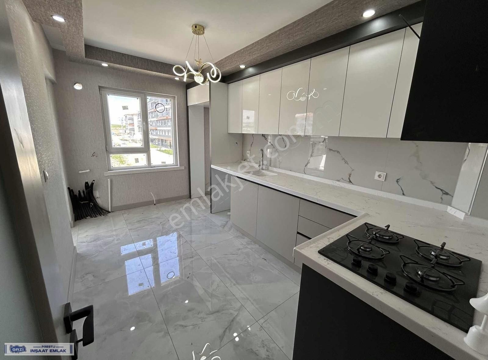 Menderes Mah. Şık Tasarım Geniş Oturum Ultra Lüks 3+1