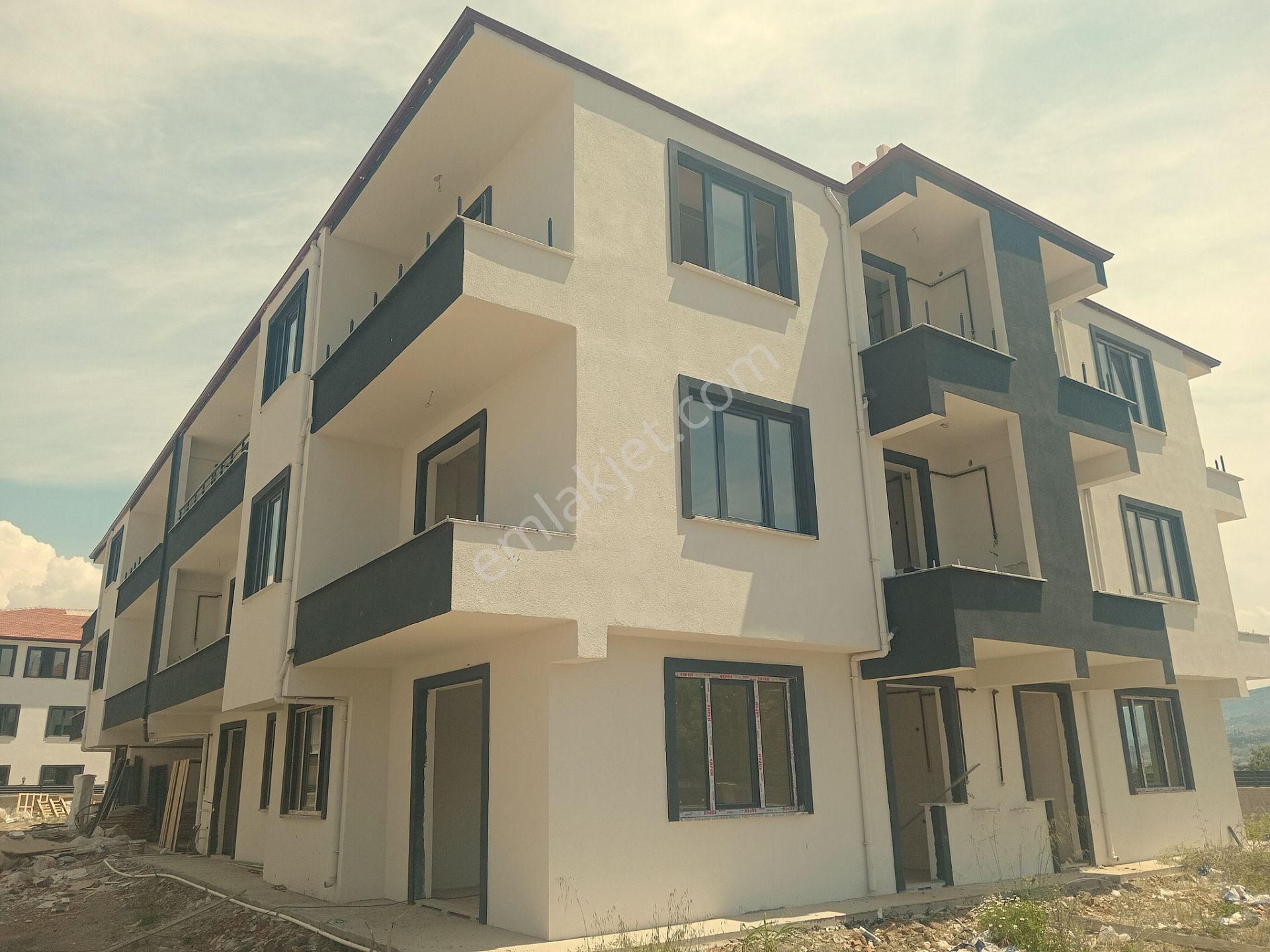 Yalova Altınova Kaytazdere Merkez'de Satılık 2. Kat Sıfır Daire