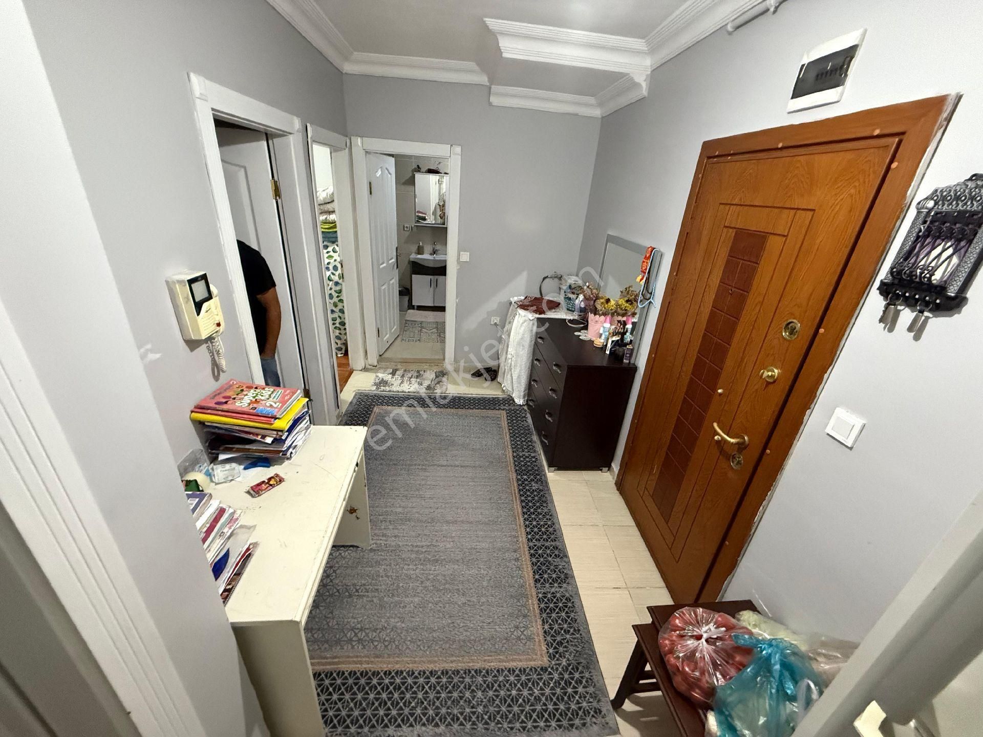 Bayram Şekeri İlk Gelen Alın 2+1 Geniş Giriş Katı Açık Otoparklı Cadde Üstü Satılık Daire