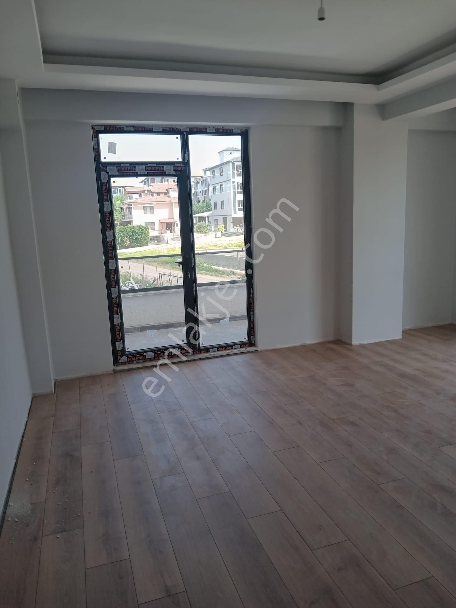 Yalova Altınova Cumhuriyet Mahallesi'nde Satılık 3+1 Yeni Daire - Görsel 7