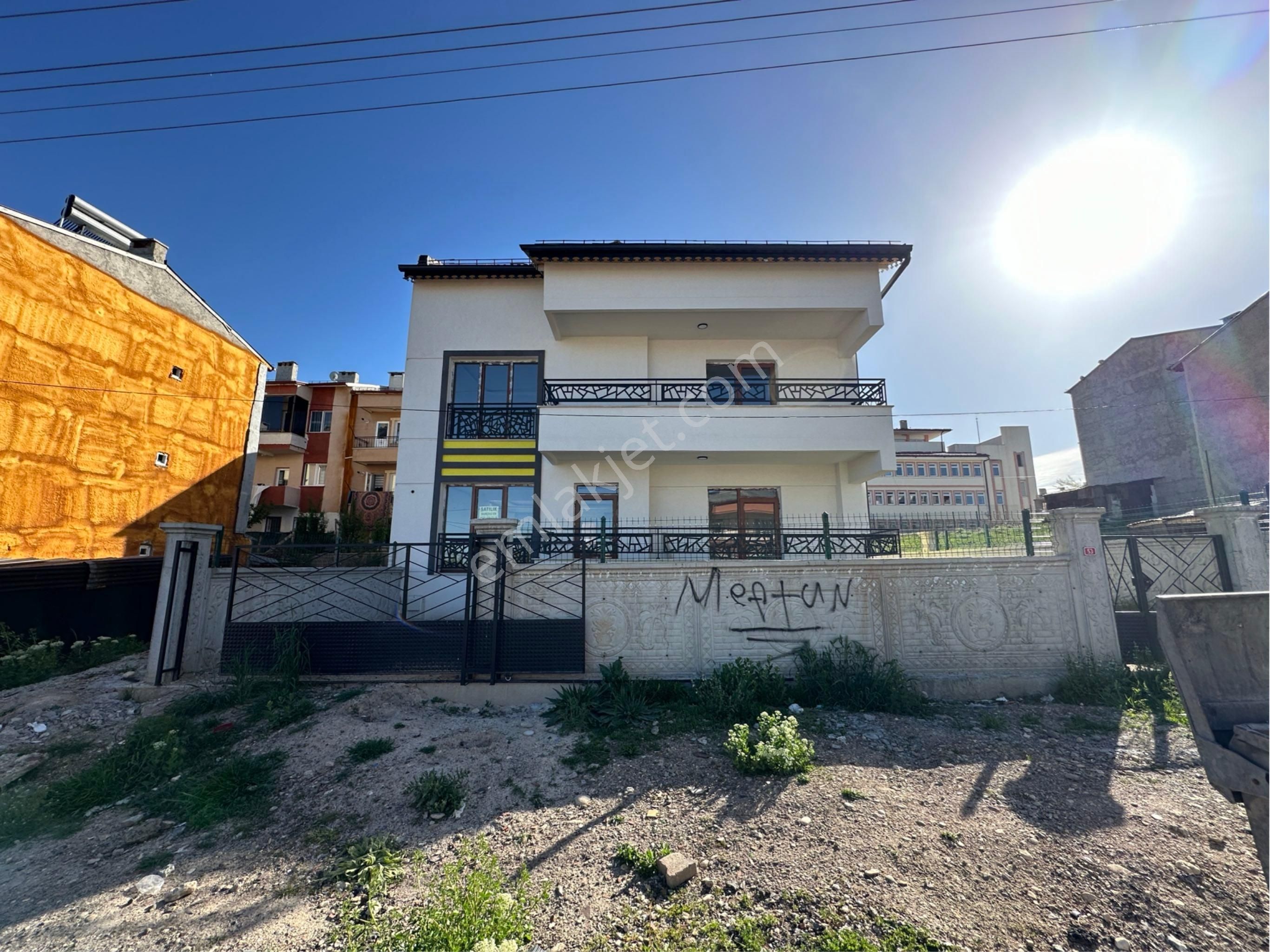 Şahbaz Emlak’tan- Alibaba Mahallesi’nde Satılık Lüks Villa