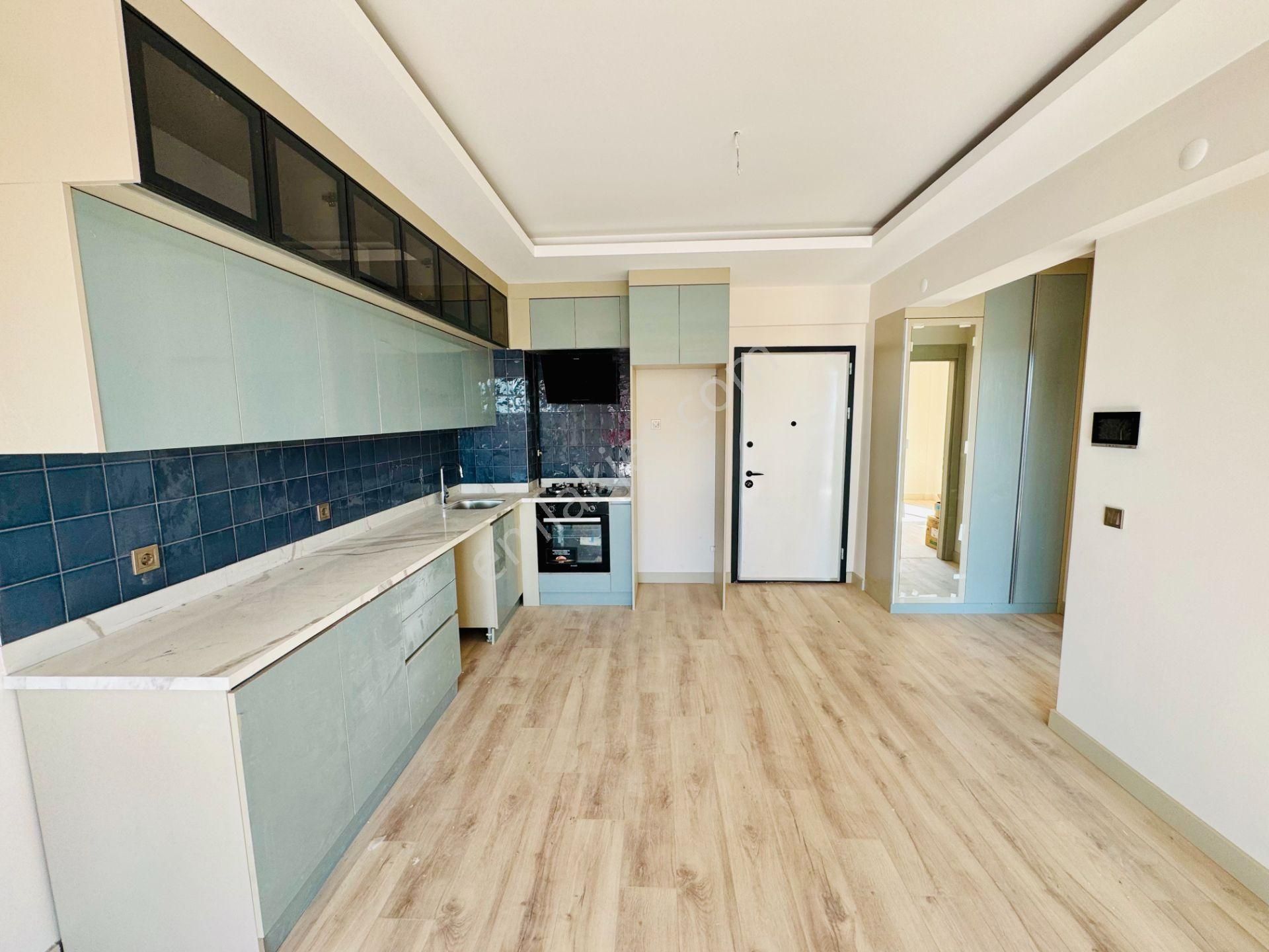 Seğmenlerde Şehir Parkı Yakını Lüks 1+1 Merkezi Konum Krdnz Emlk
