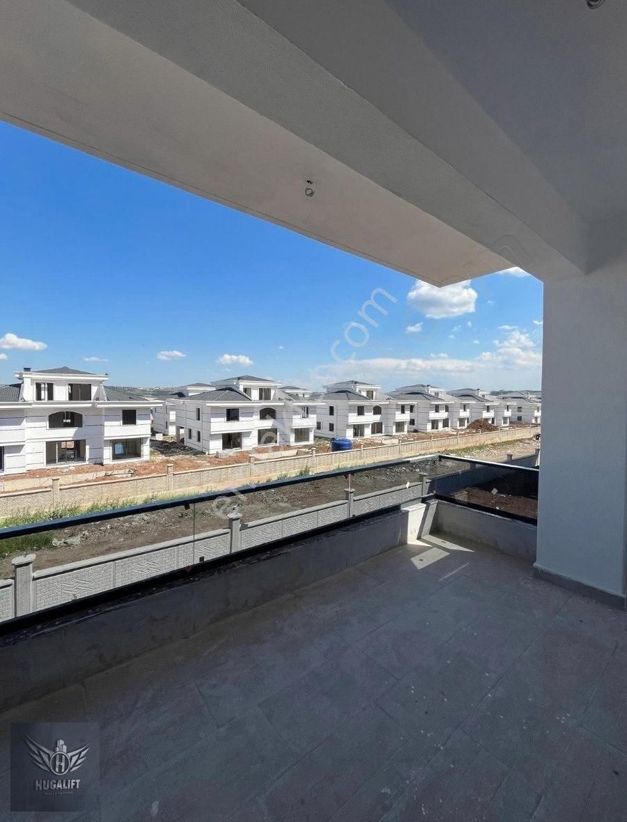 450 Evlerde Satılık Daire
