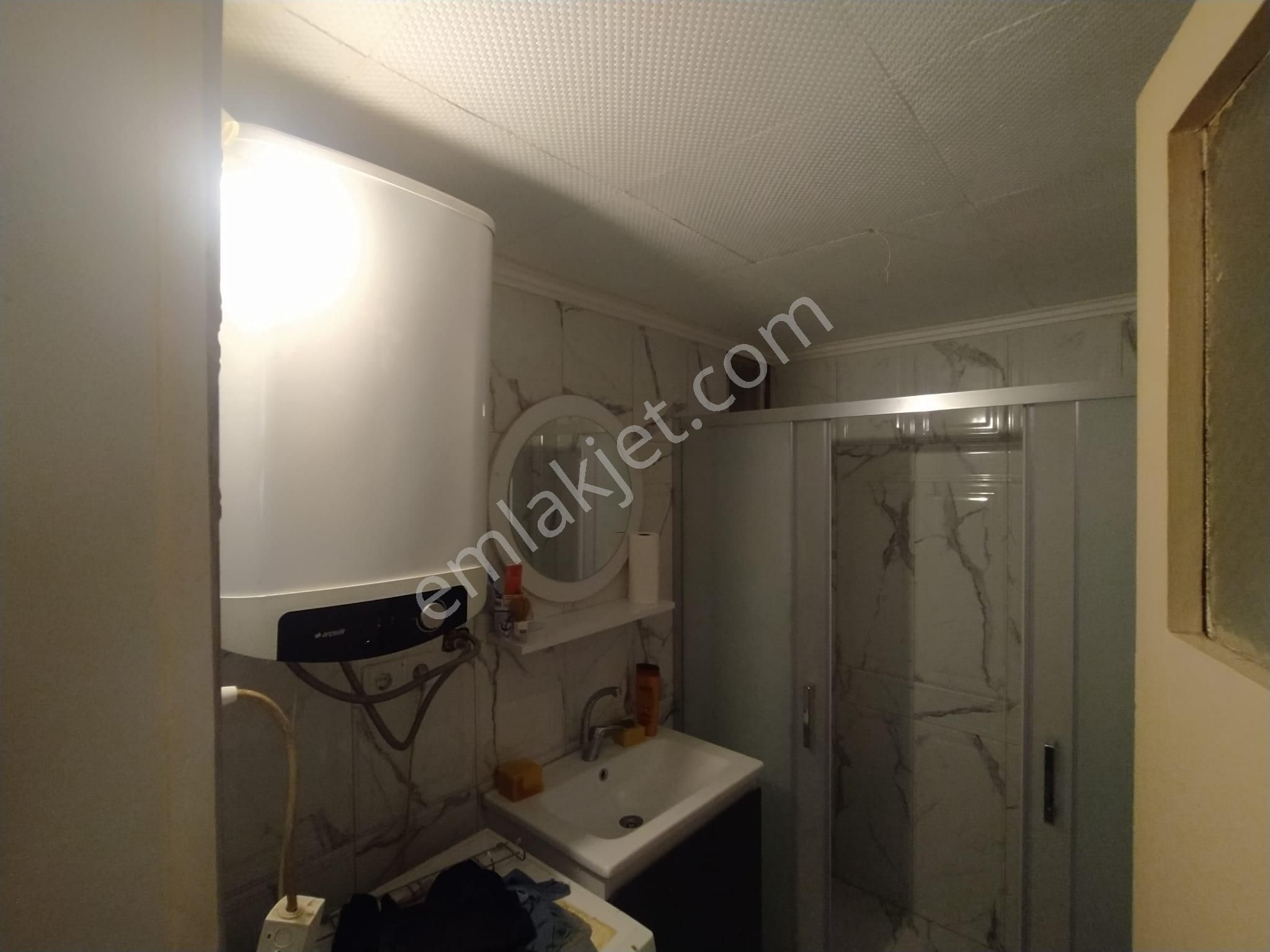 Acil Konak Atilla Mahde 2+1 65m2 D.gazlı Açık Mutfak Yüksek Giriş Klasik Daire - Görsel 14