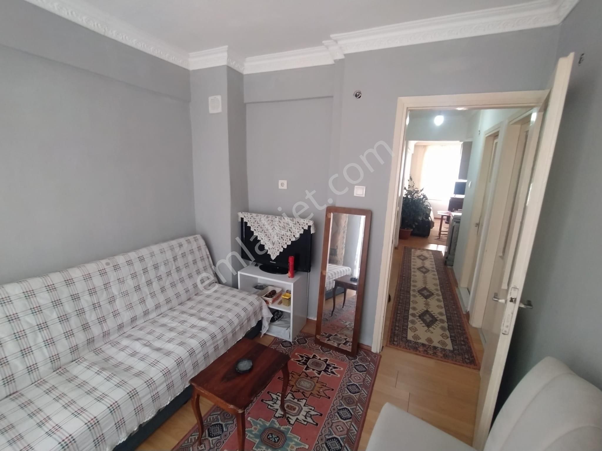 Acil Konak Atilla Mahde 2+1 65m2 D.gazlı Açık Mutfak Yüksek Giriş Klasik Daire - Görsel 13