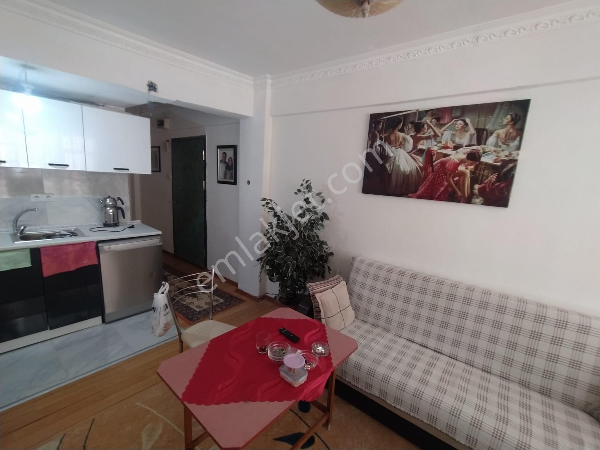 Acil Konak Atilla Mahde 2+1 65m2 D.gazlı Açık Mutfak Yüksek Giriş Klasik Daire - Görsel 8