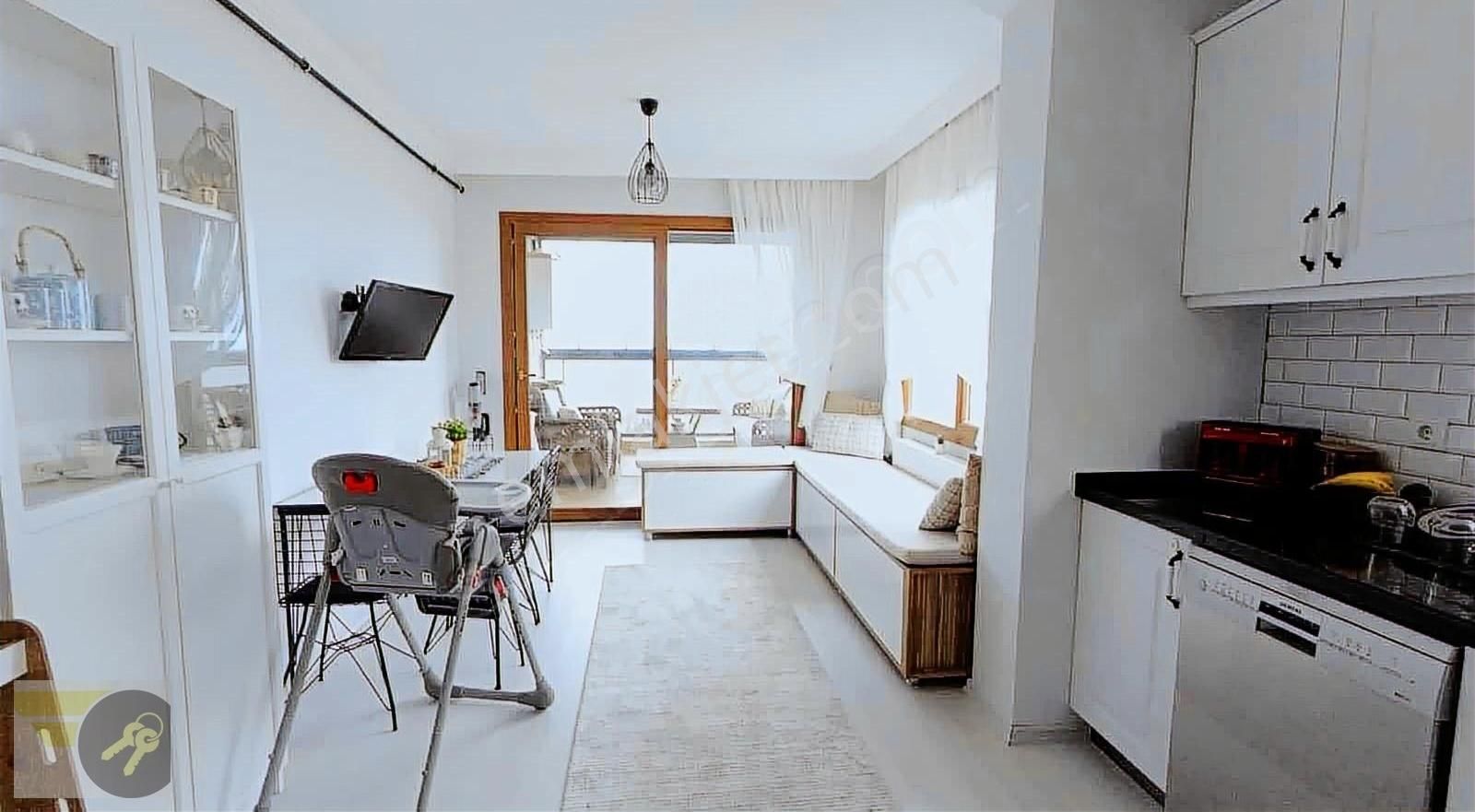 *of Gayrimenkul* Yalıncak Mah. Yalıkent Sitesi Satılık 180m2 D.